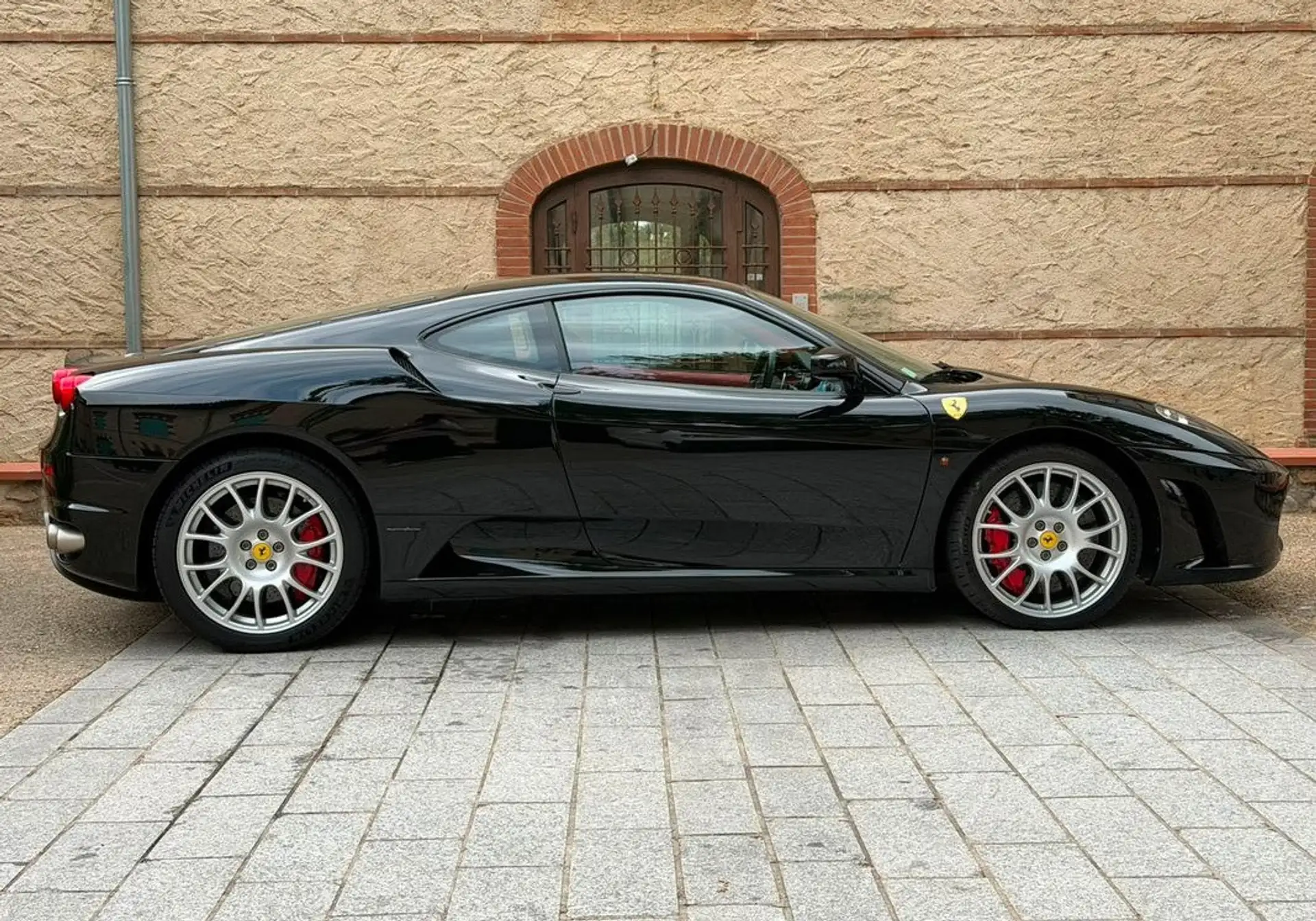 페라리 F430 2009 검정 사진 2