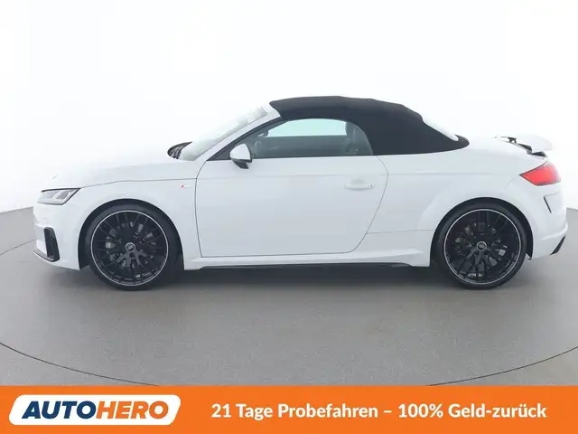 Audi TT view 3