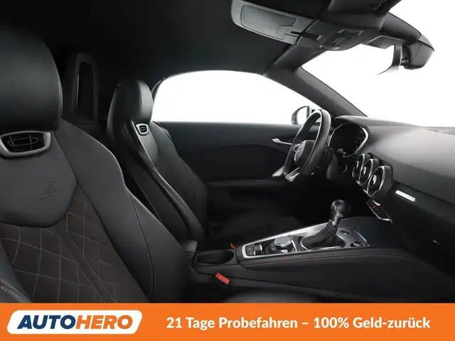 Audi TT view 15