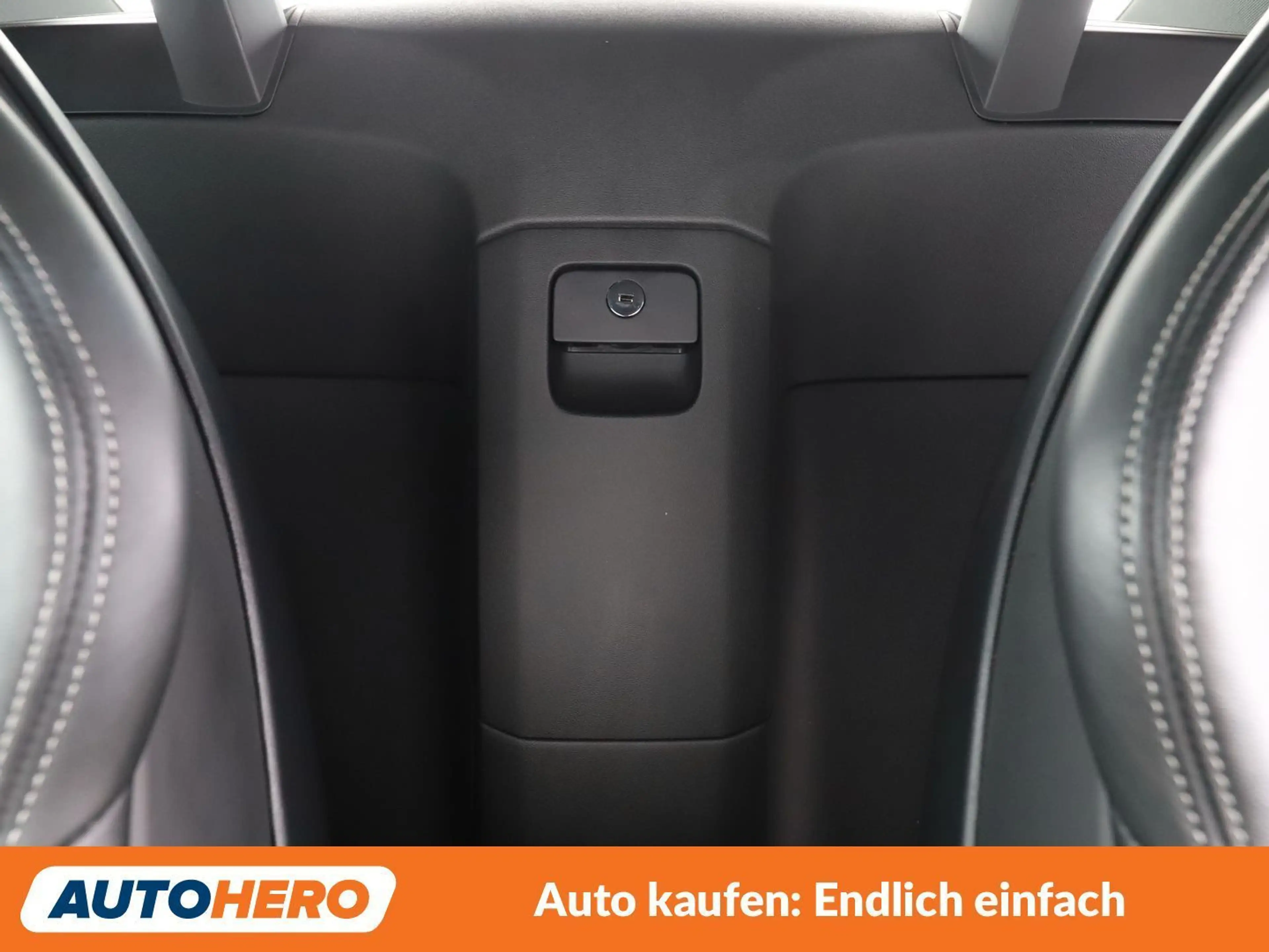 Audi TT 45 TFSI — photo 14