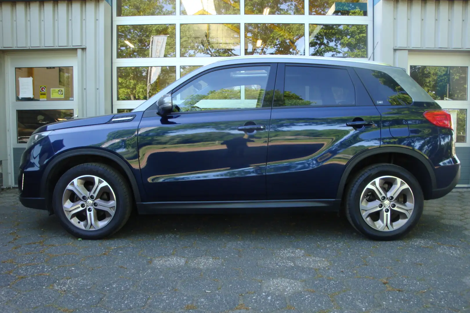 Suzuki Vitara 1.6 Experience / Panorama dak (open) Bleu - 2