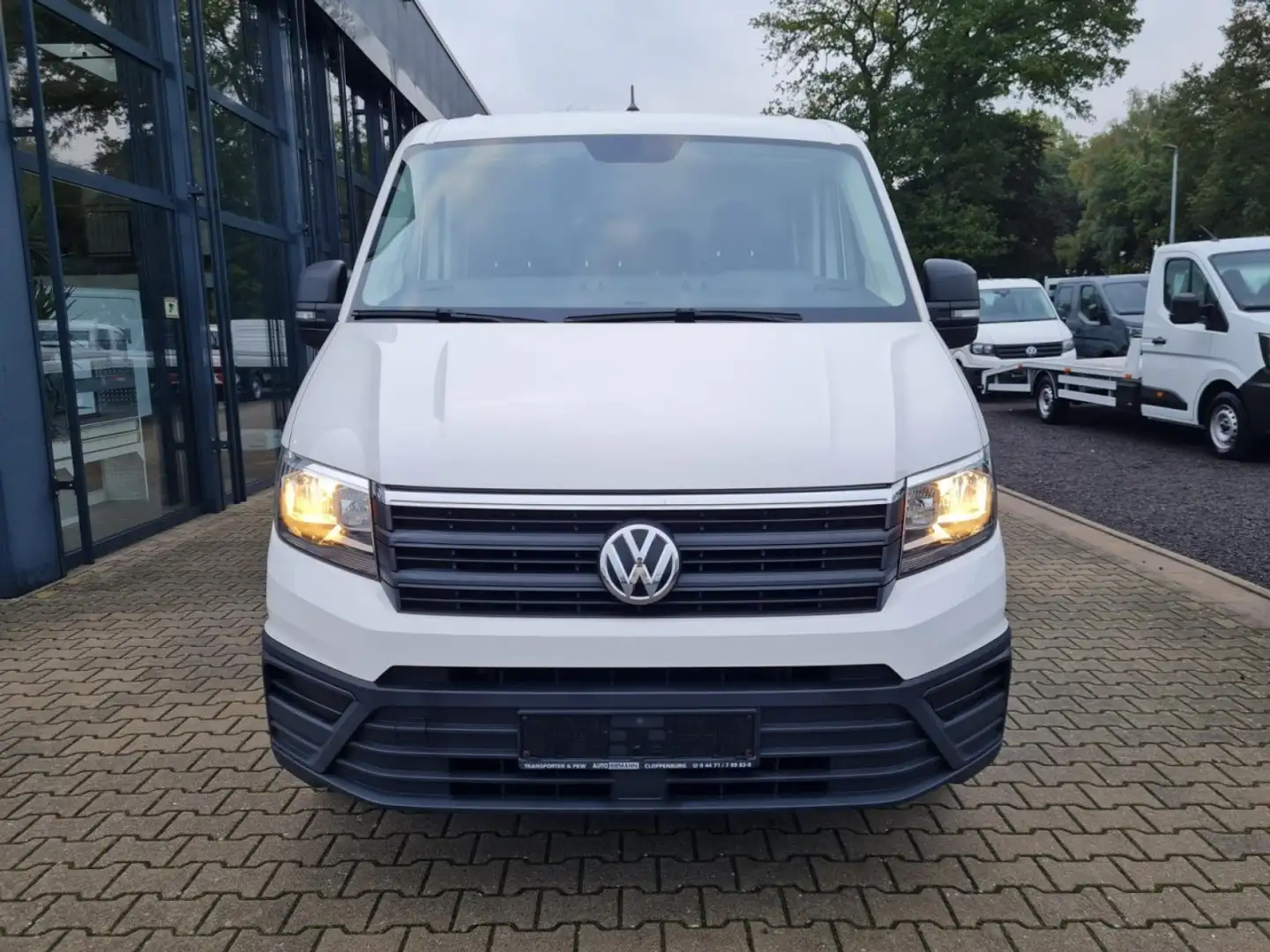 Volkswagen Crafter 35 Doka MR Pritsche AHK Klima 7 Sitzer Weiß - 2