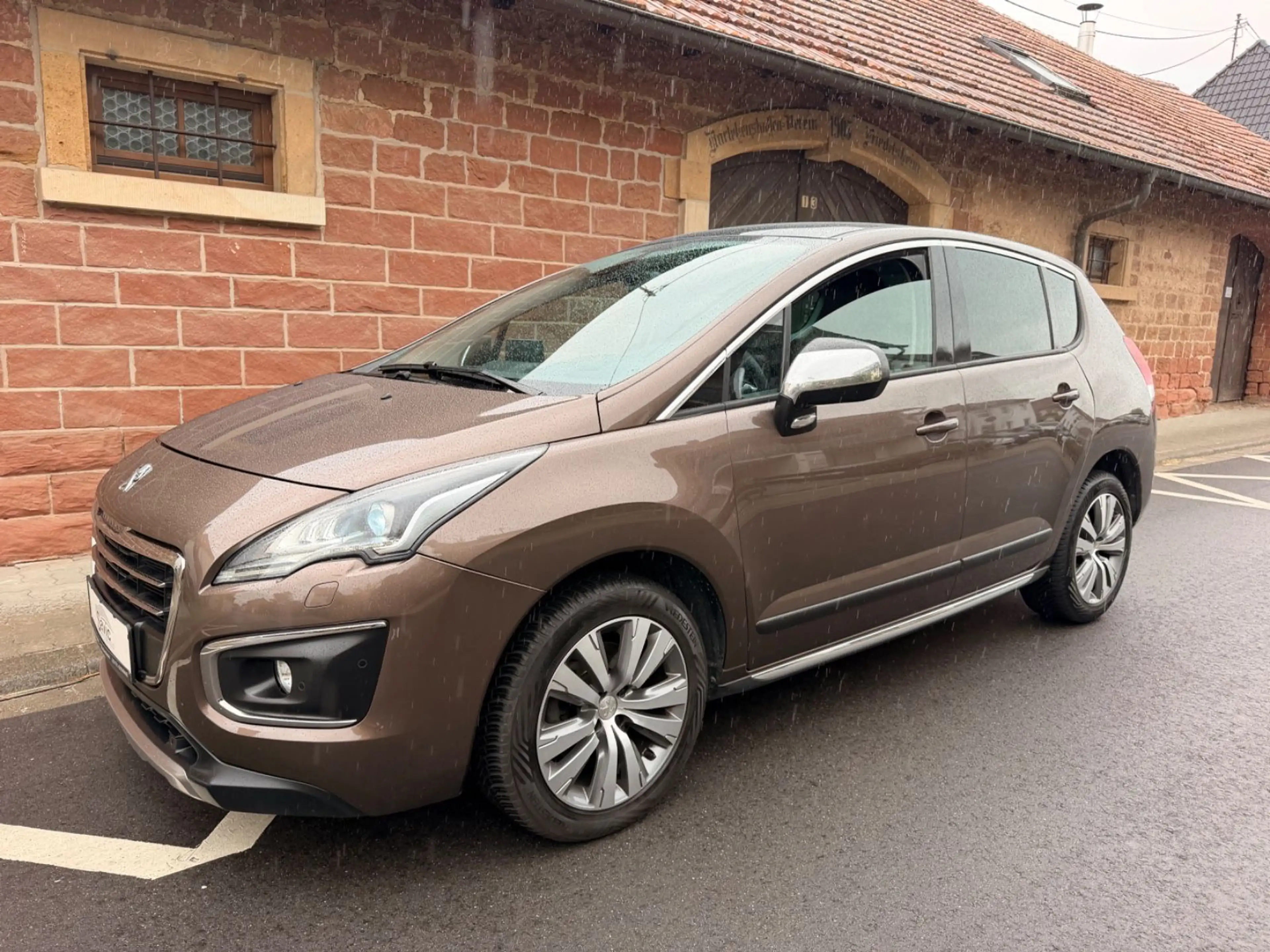 Peugeot 3008 Allure 1.6 16V Turbo Navi / Pano / Xenon