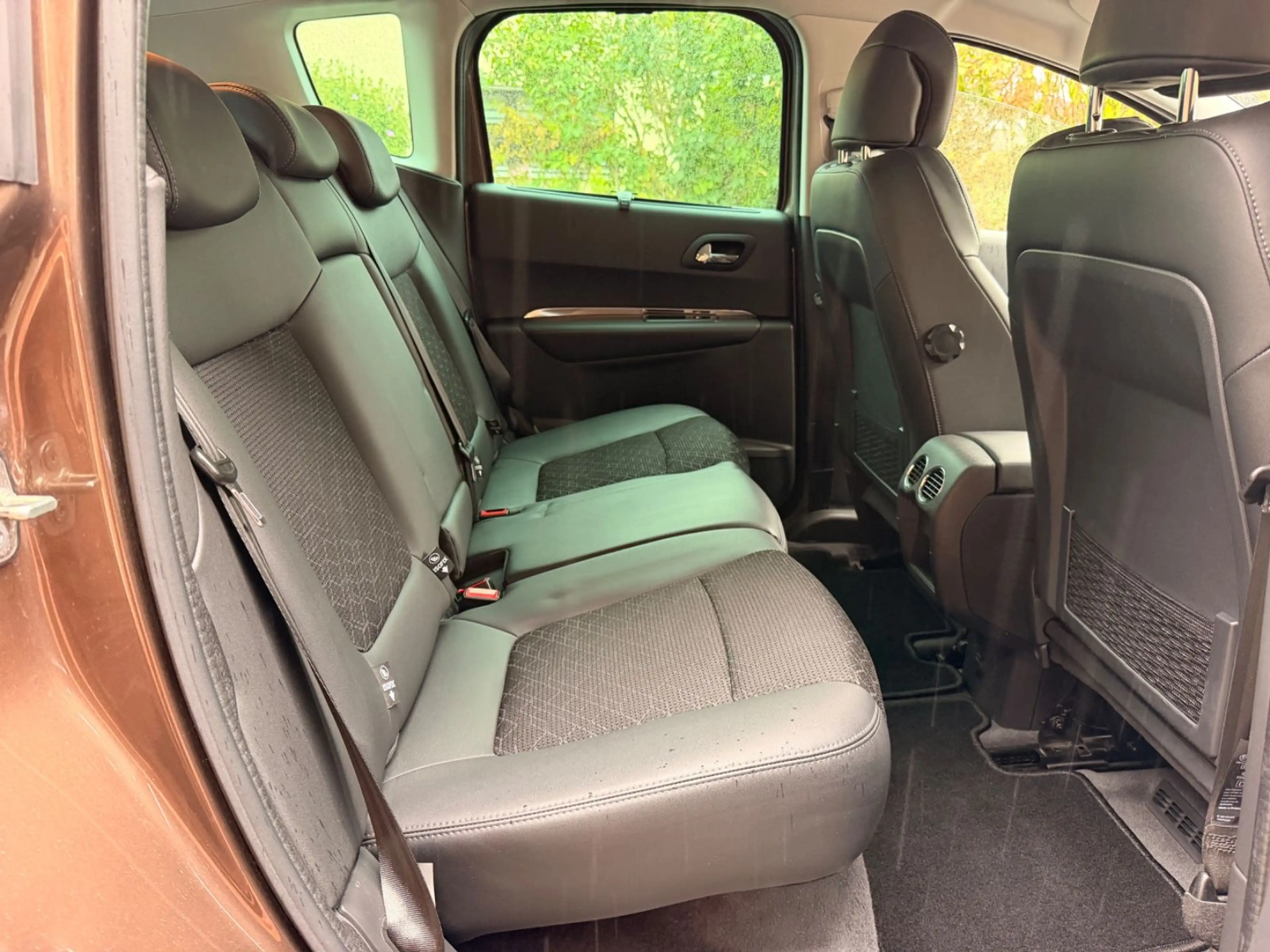 Peugeot 3008 Allure 1.6 16V Turbo Navi / Pano / Xenon — photo 8