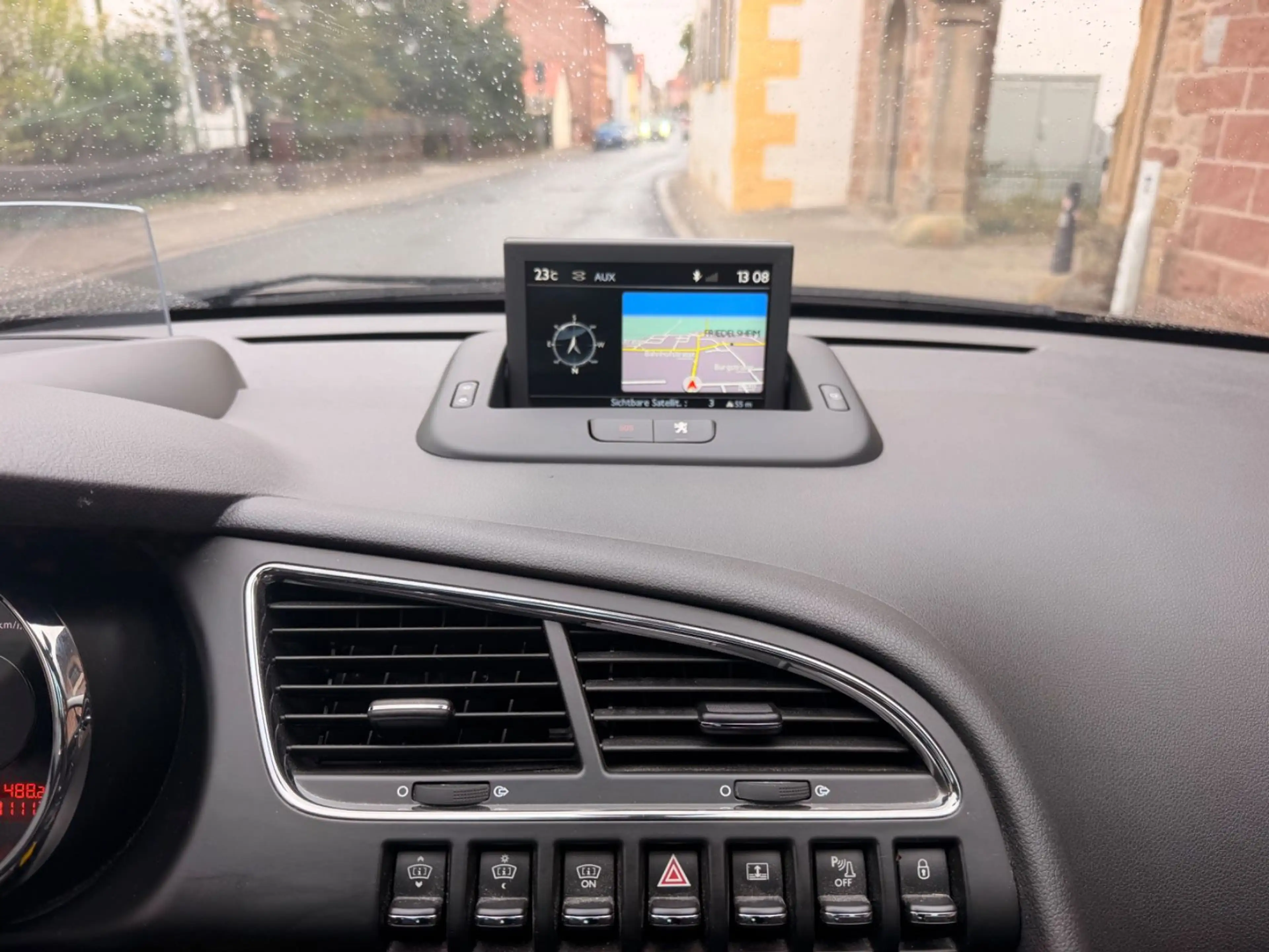 Peugeot 3008 Allure 1.6 16V Turbo Navi / Pano / Xenon — photo 14