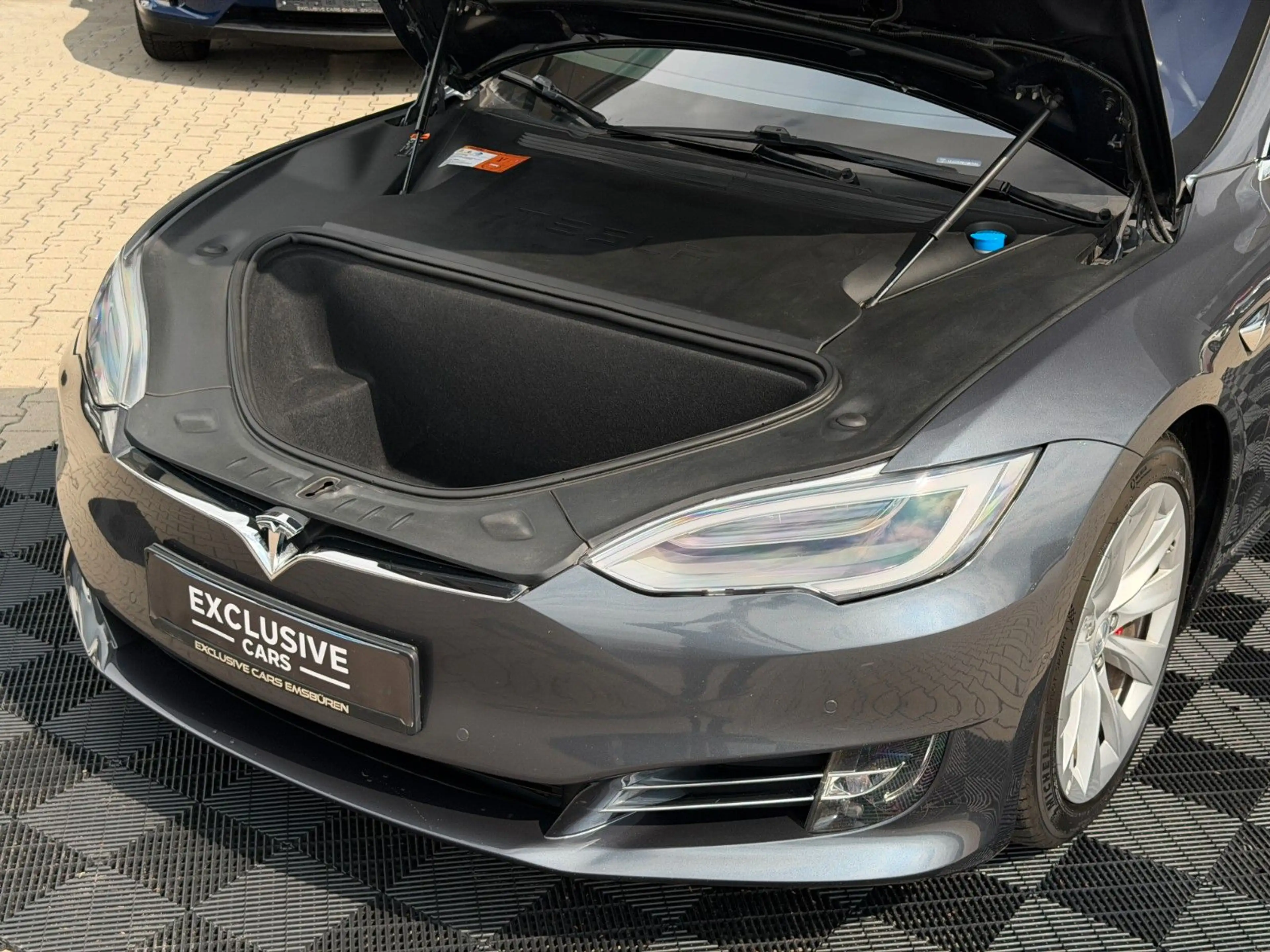 Tesla Model S MODEL S P100D | SUNROOF | — photo 4