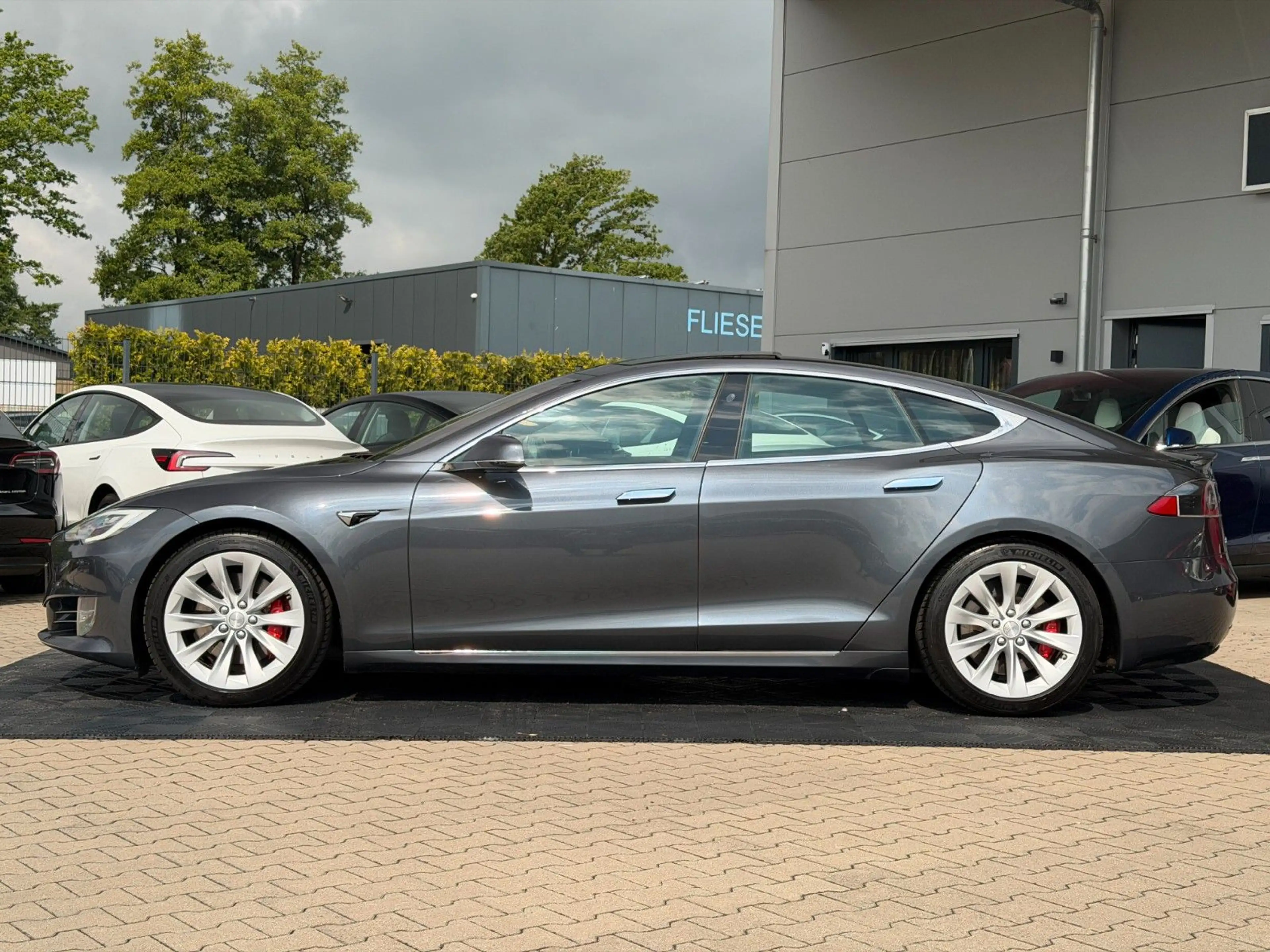 Tesla Model S MODEL S P100D | SUNROOF | — photo 3