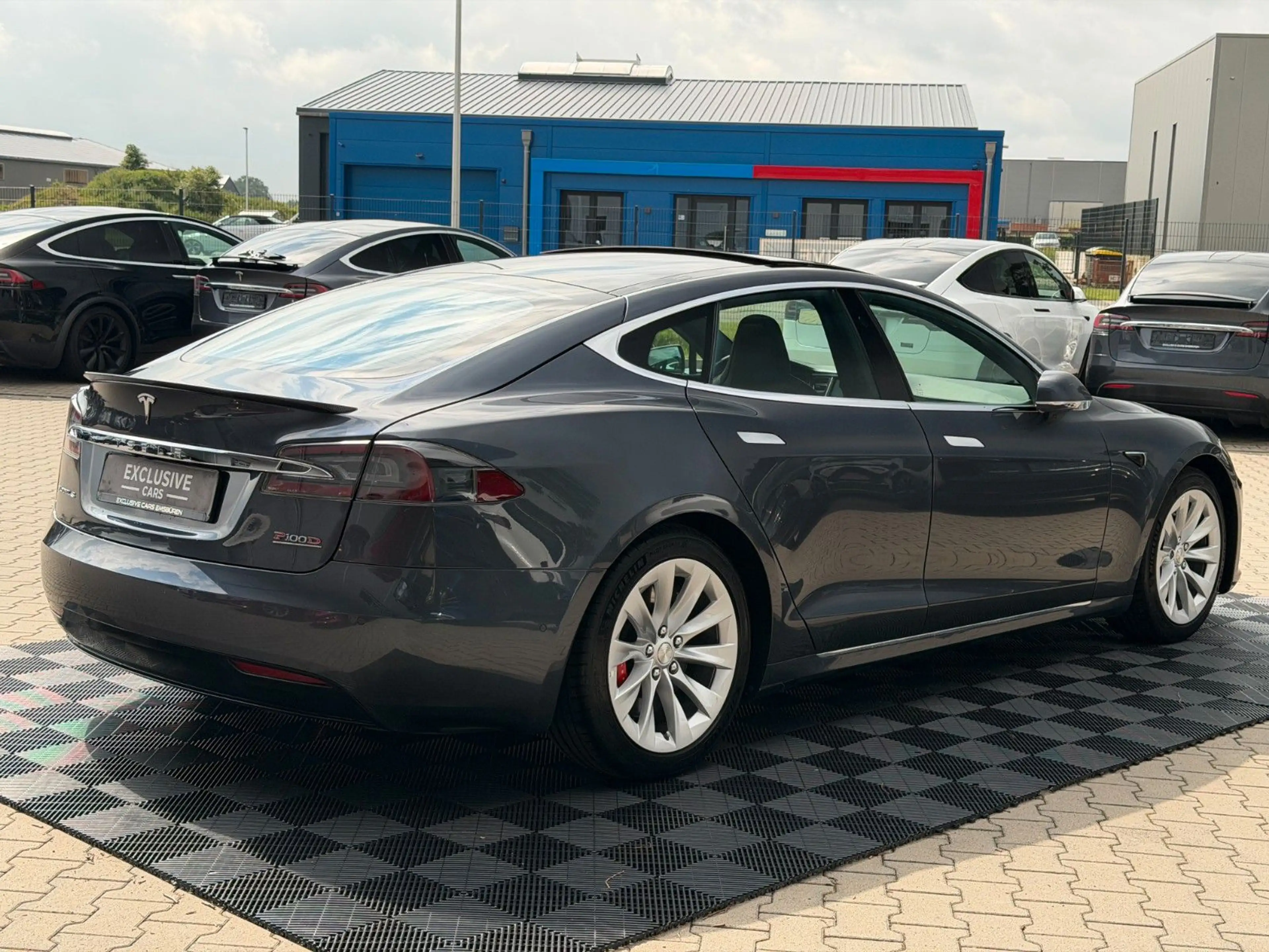 Tesla Model S MODEL S P100D | SUNROOF | — photo 11