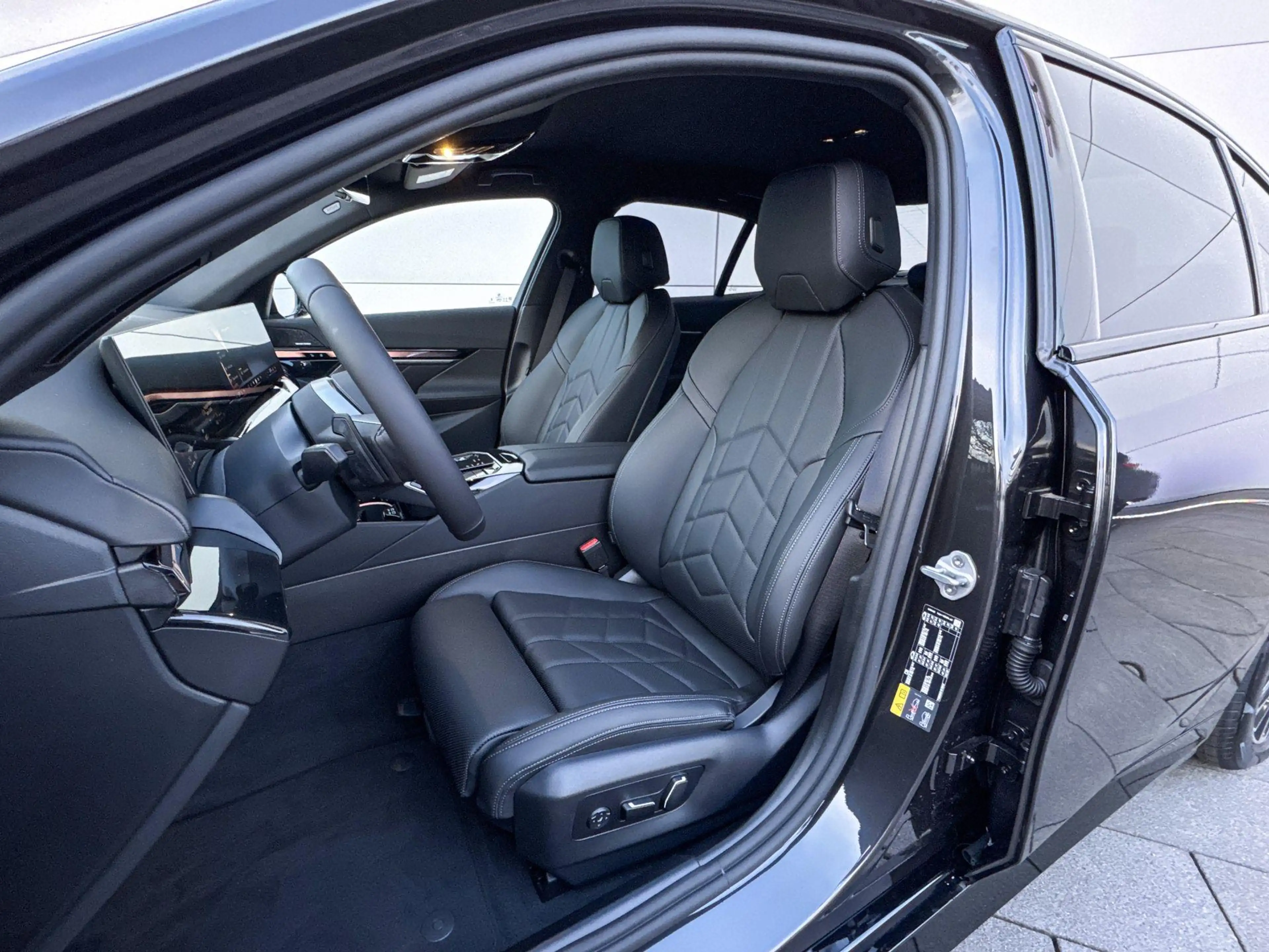 BMW 530 5 Serie Sedan 530e M Sport Edition | Huisselectie — photo 9