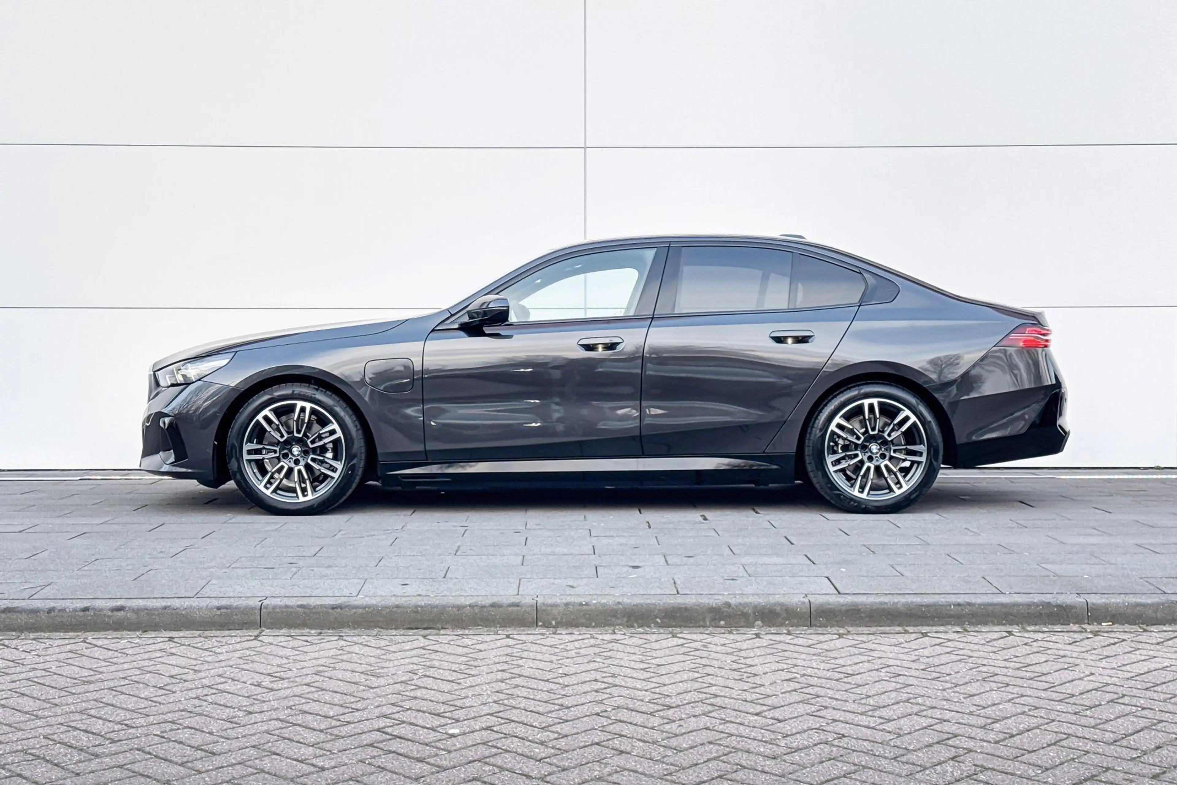 BMW 530 5 Serie Sedan 530e M Sport Edition | Huisselectie — photo 2