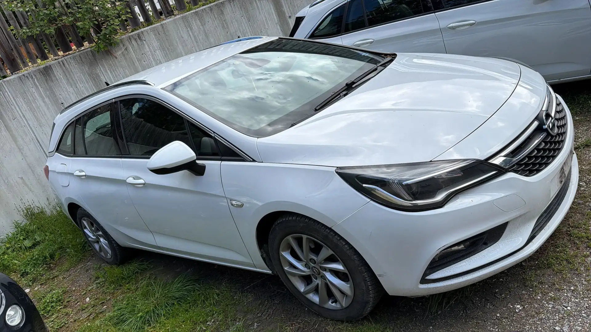 Opel Astra Astra ST 1,6 CDTI Edition S Euro6b Perfekt!Tüv! Weiß - 1