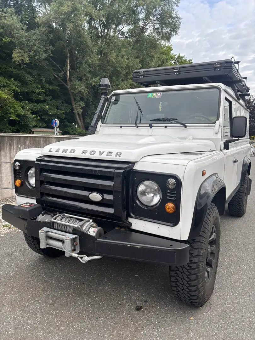 Land Rover Defender 110" Station Wagon E 2,4 TD - 2