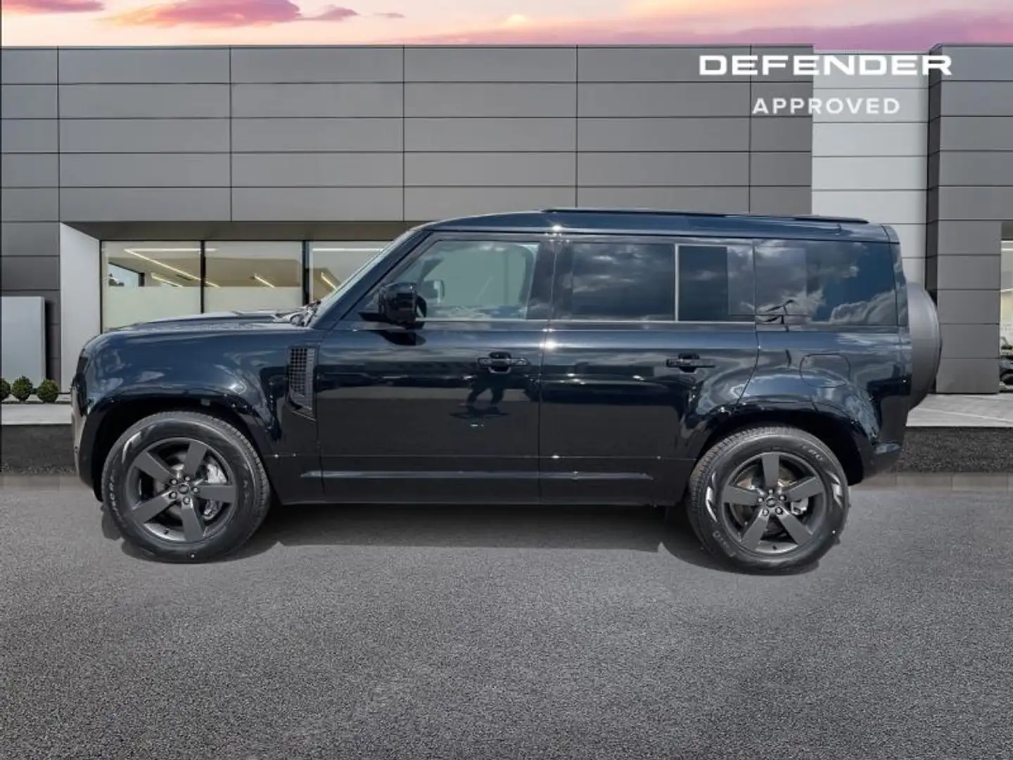 Land Rover Defender 110 2.0 P300e X-Dynamic SE Noir - 2