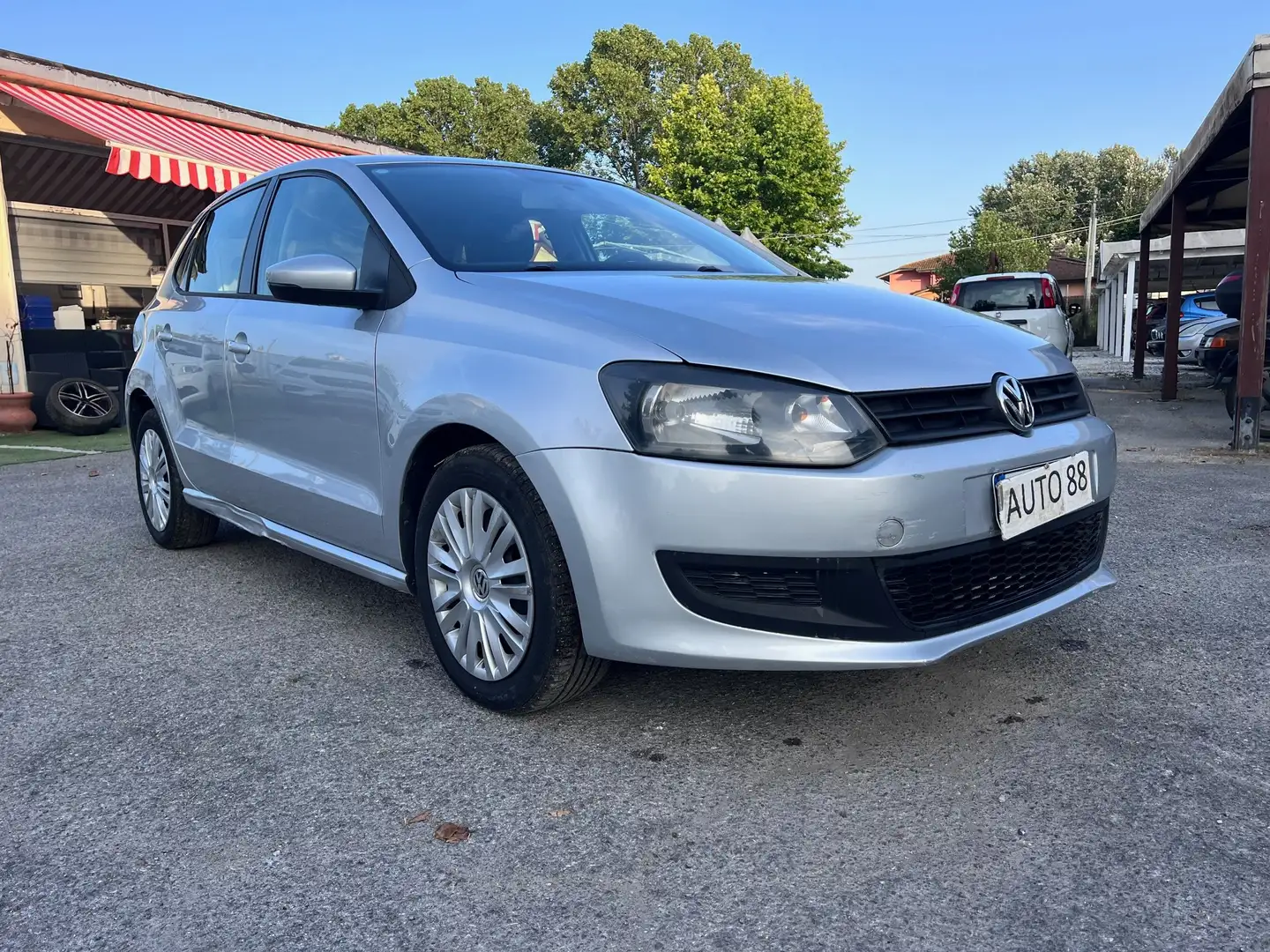 Volkswagen Polo 5p 1.2 United 60cv Plateado - 2