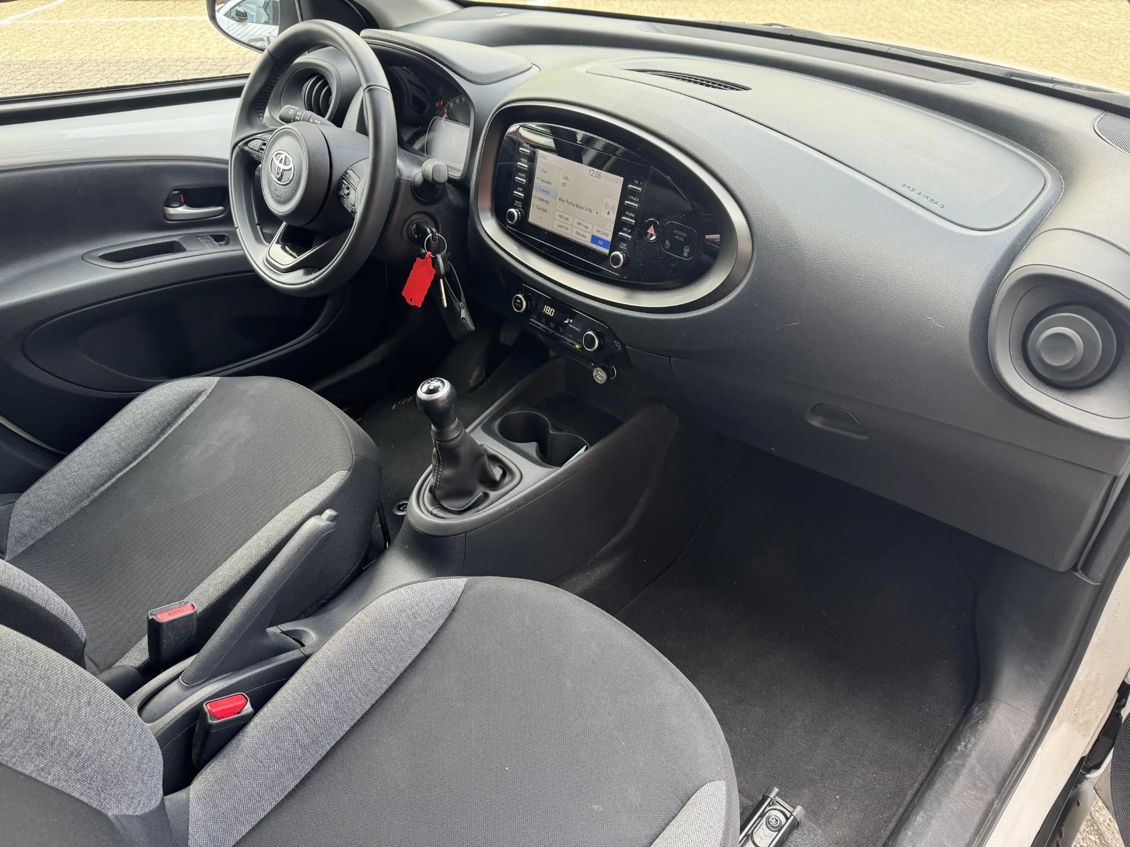 Toyota Aygo X FIRST 5-DEURS APPLE/ANDROID CAMERA CLIMA AD-CRUISE — photo 4