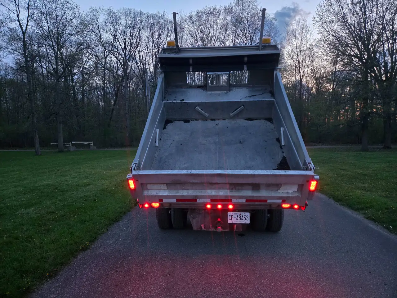 GMC 3500 Pickup снимка GMC 3500 Pickup