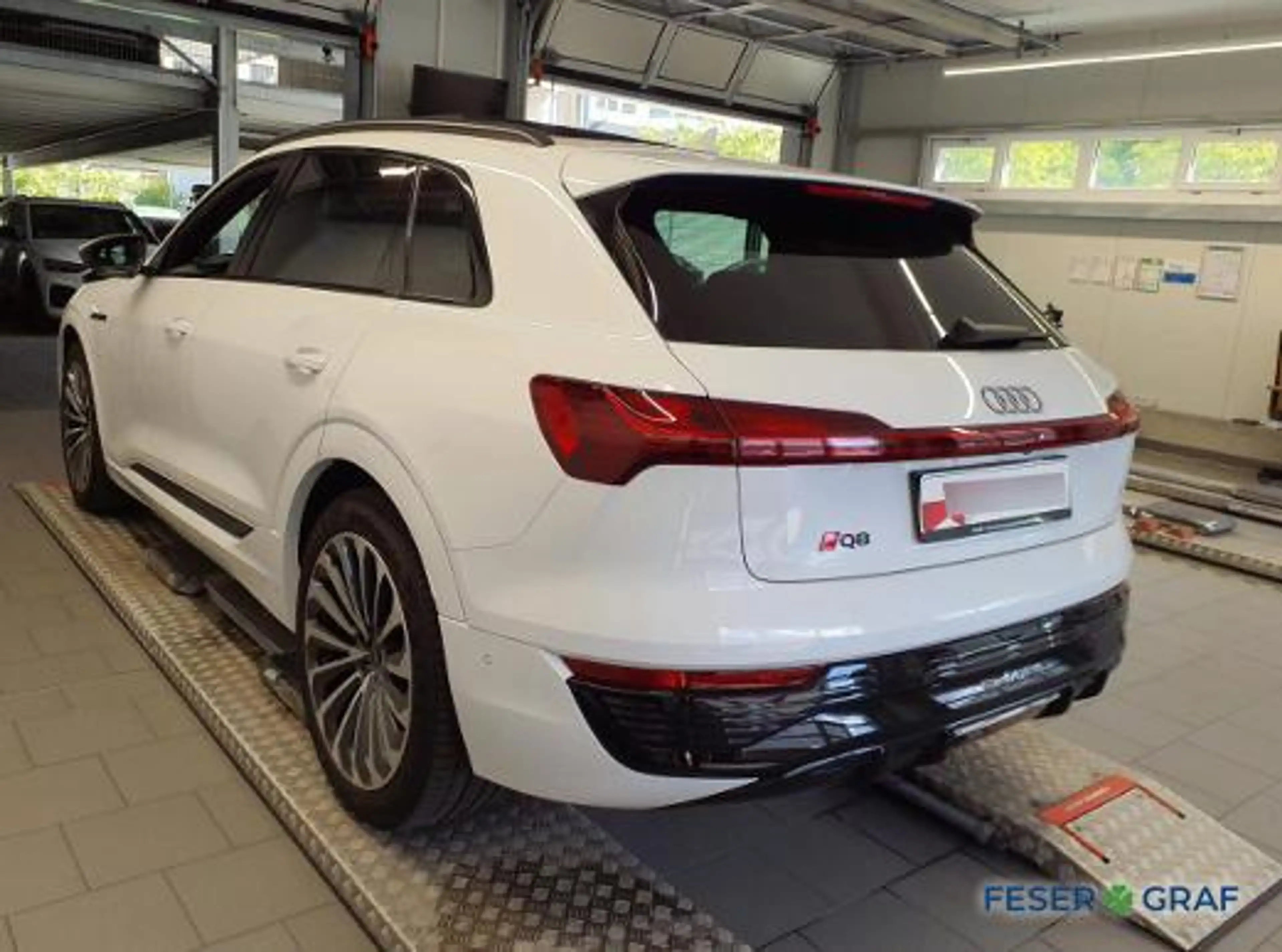Audi Q8 e-tron 55 S Line Int Pano,Navi,Kameras,21Zoll — photo 4