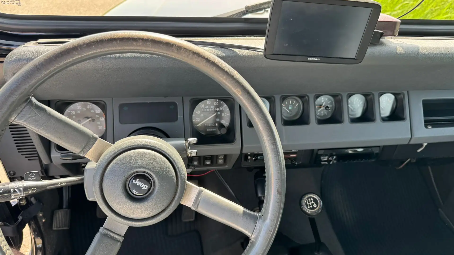 Jeep Wrangler Hard Top 2.5 Schwarz - 1