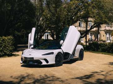 4.0 V8 620 ch - Origine France - LIFT - Bower&Wilkins - Echappement sport - SUIVI