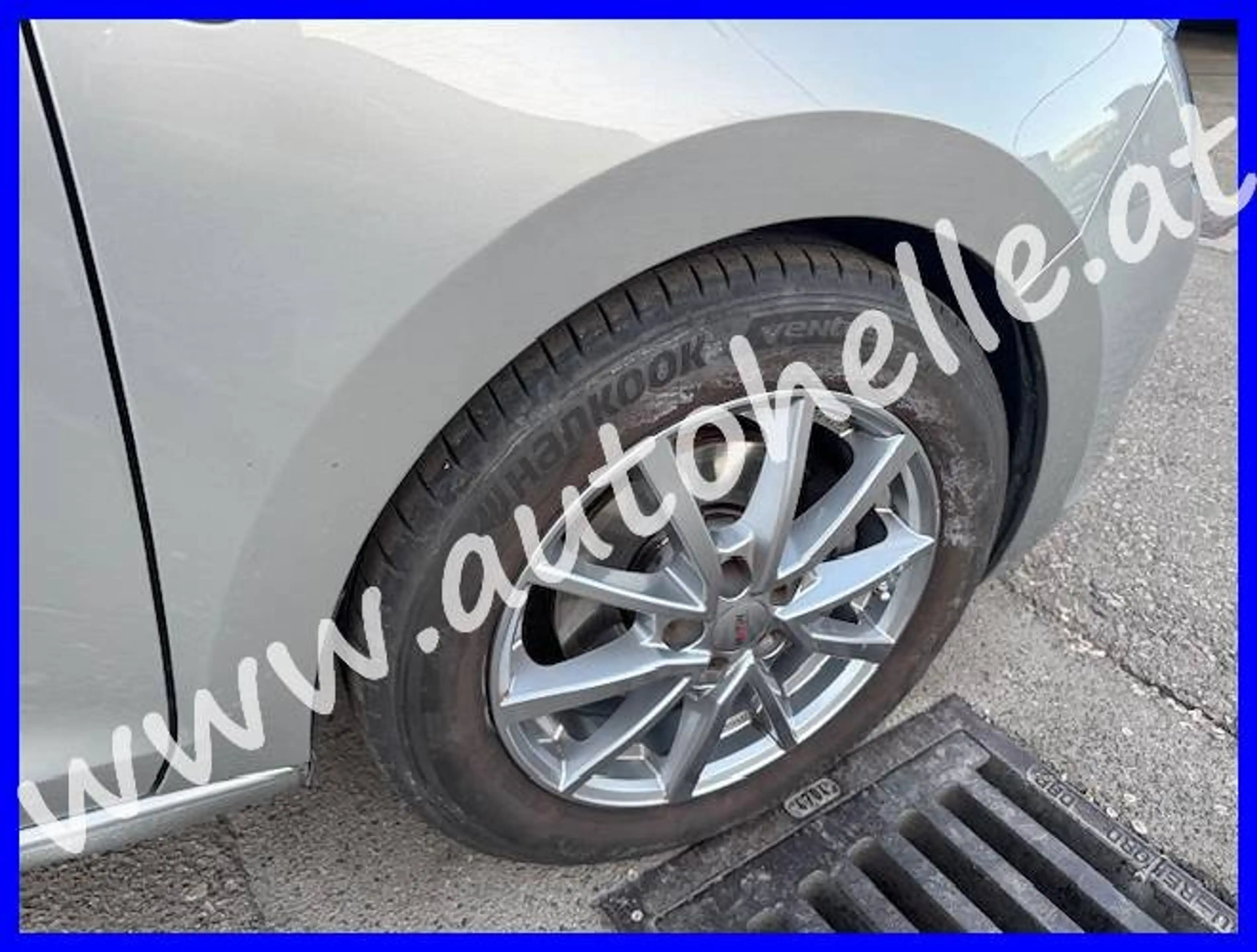 Skoda Rapid/Spaceback Elegane — photo 6