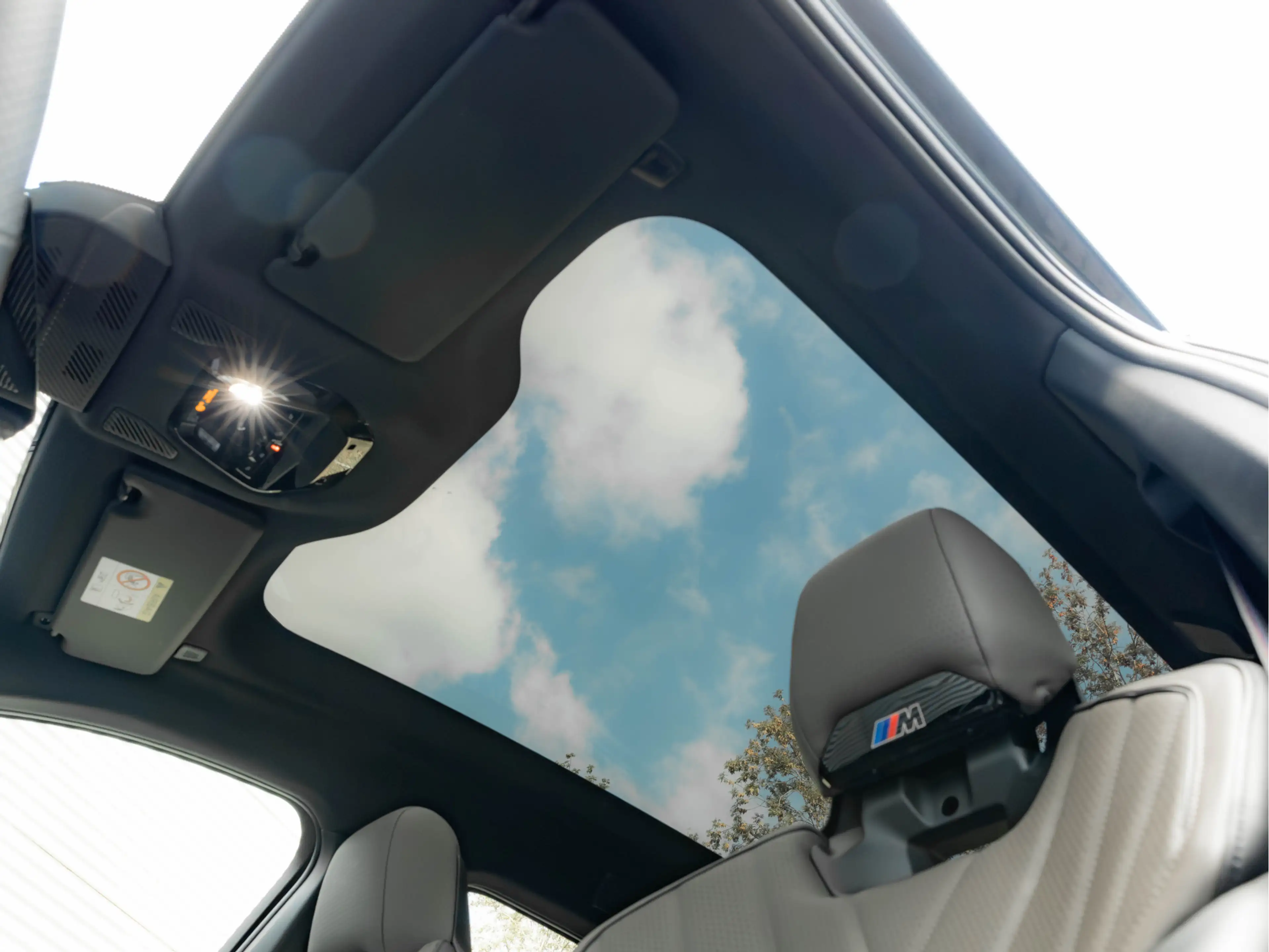 BMW iX3 50 xDrive - Direct Beschikbaar - M-Sport Pro - Pan — photo 3