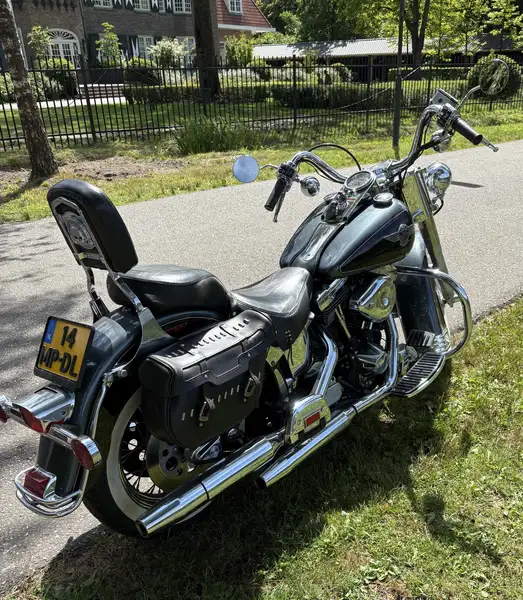 Harley-Davidson Heritage Softail - foto 2