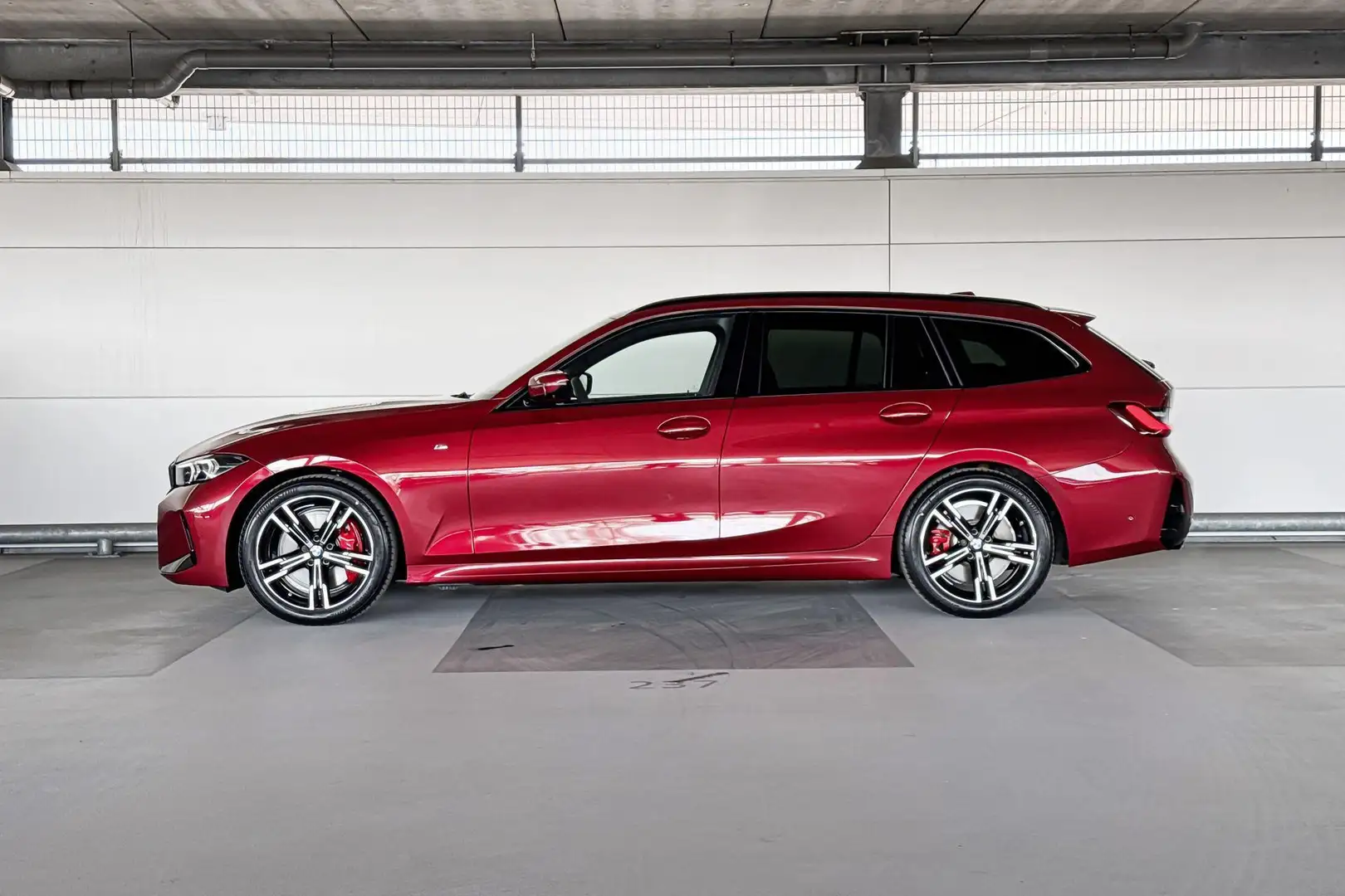 BMW 318 3 Serie Touring 318i Rood - 2