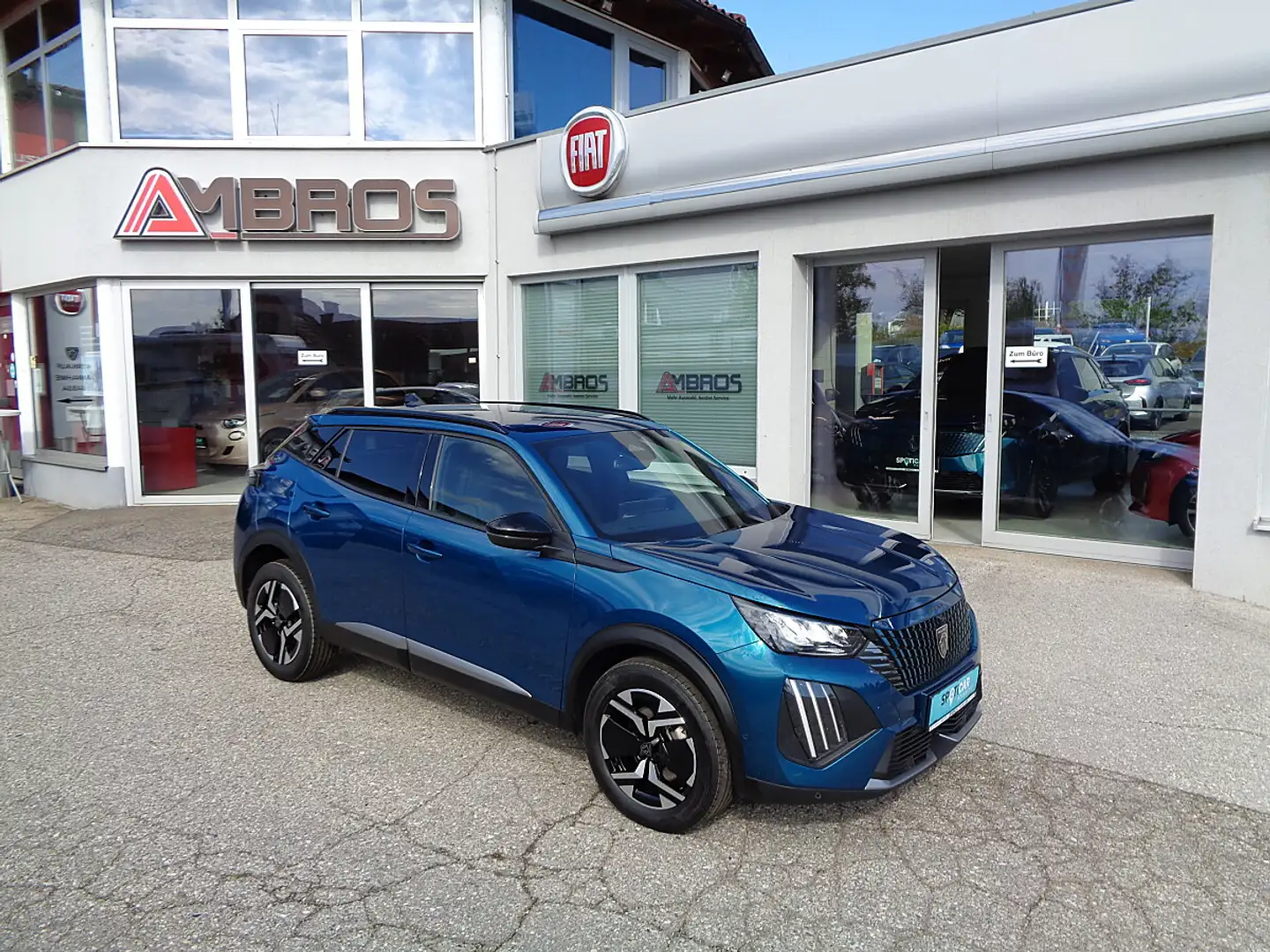 Peugeot 2008 Hybrid 145 e-DCS6 Allure 360 KAMERAS NAVI LED A... Blau - 1