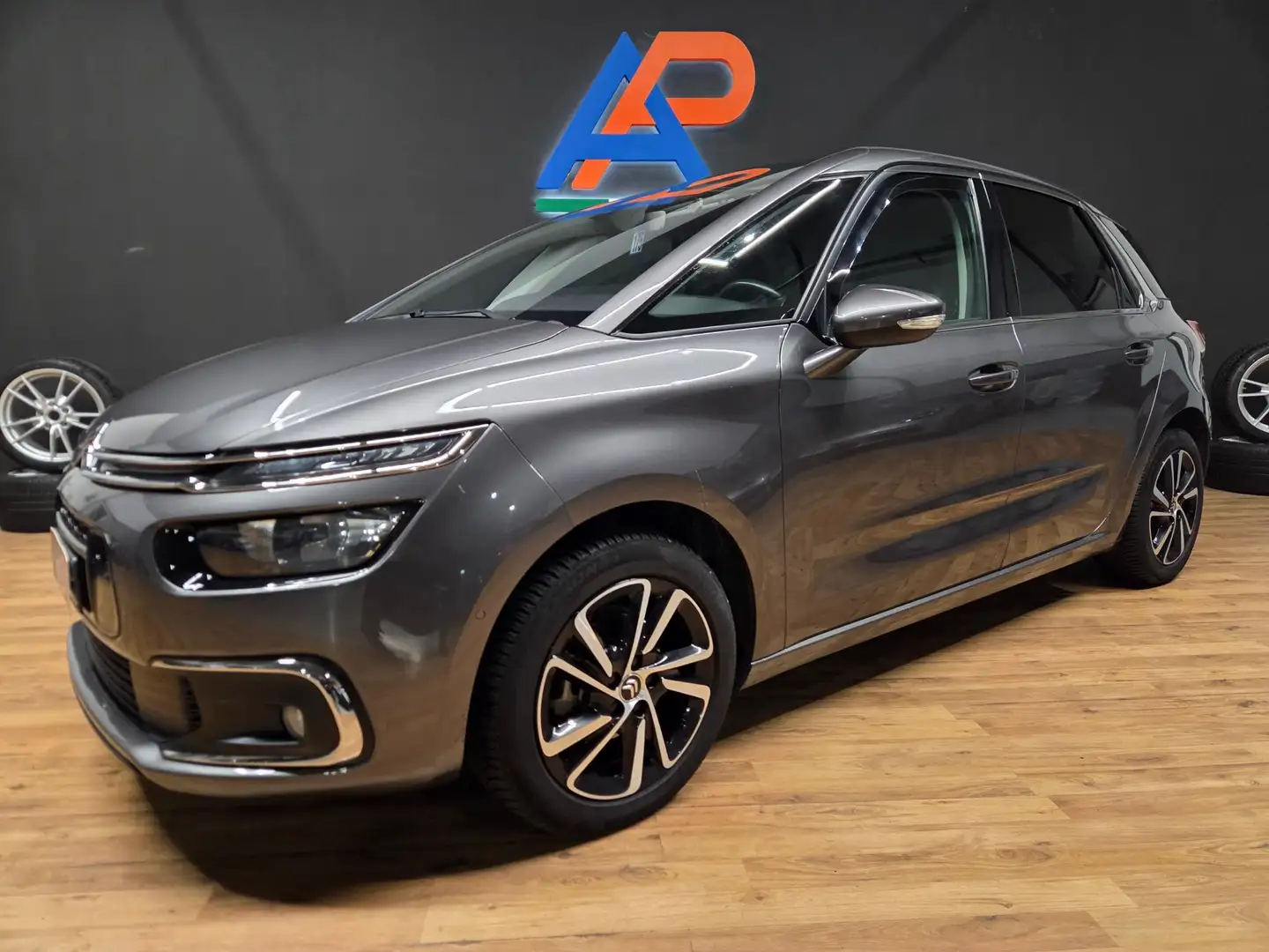 Citroen C4 Picasso 1.6 bluehdi Shine s&s 120cv Gris - 1