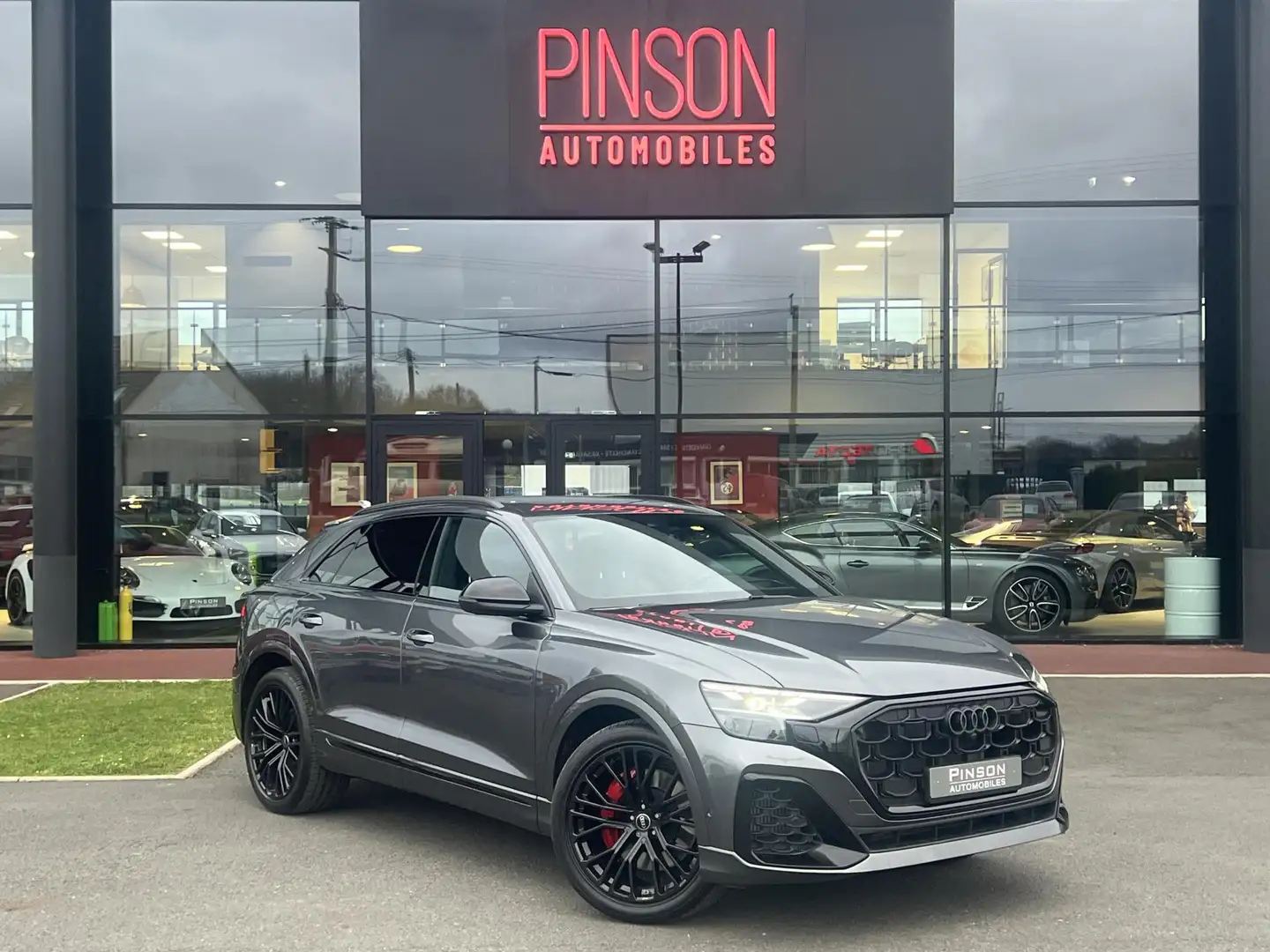 Audi Q8 phase II Quattro 60 TFSI BVA 490 Blackline Gris - 1