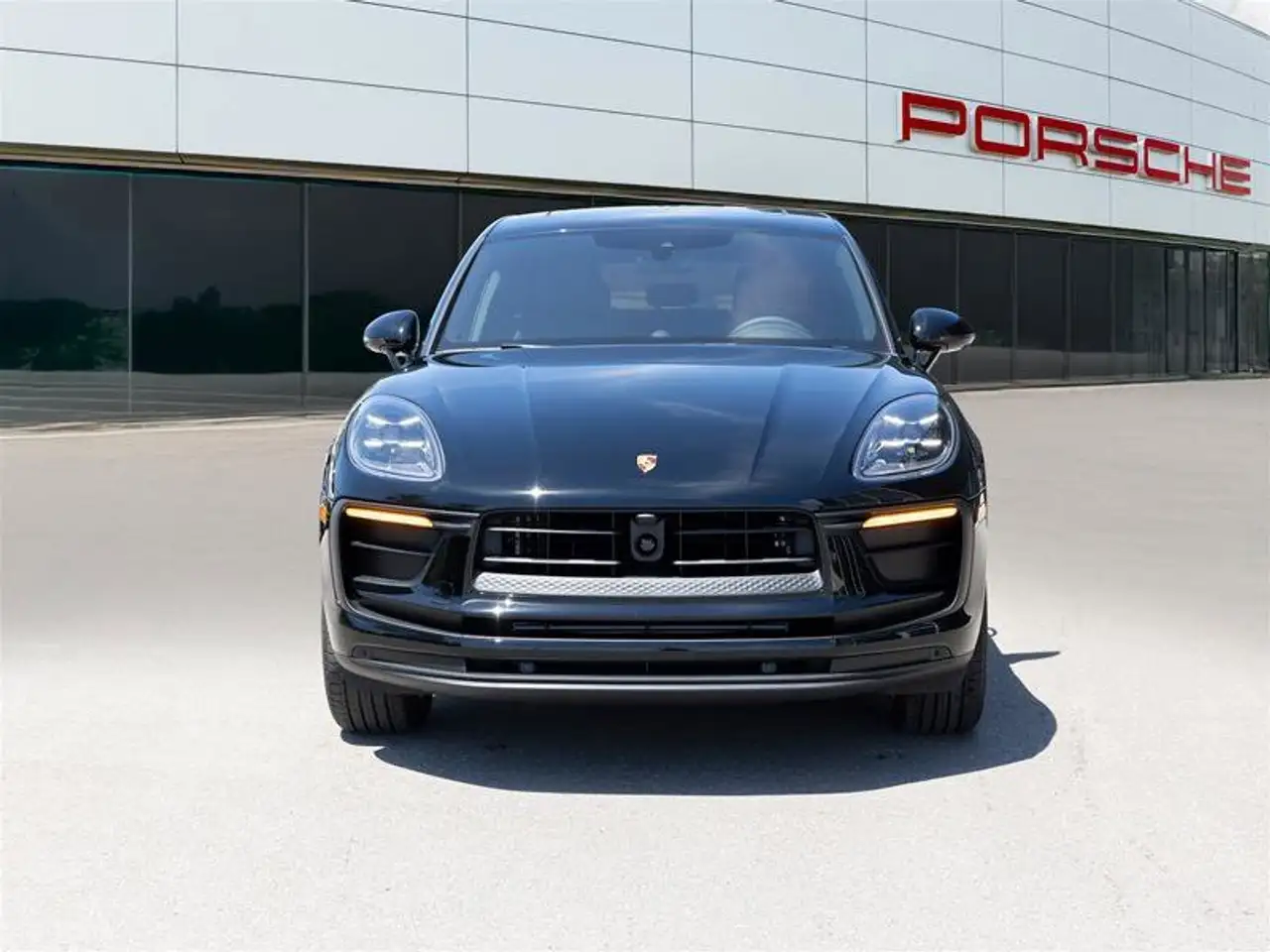 Porsche Macan снимка Porsche Macan
