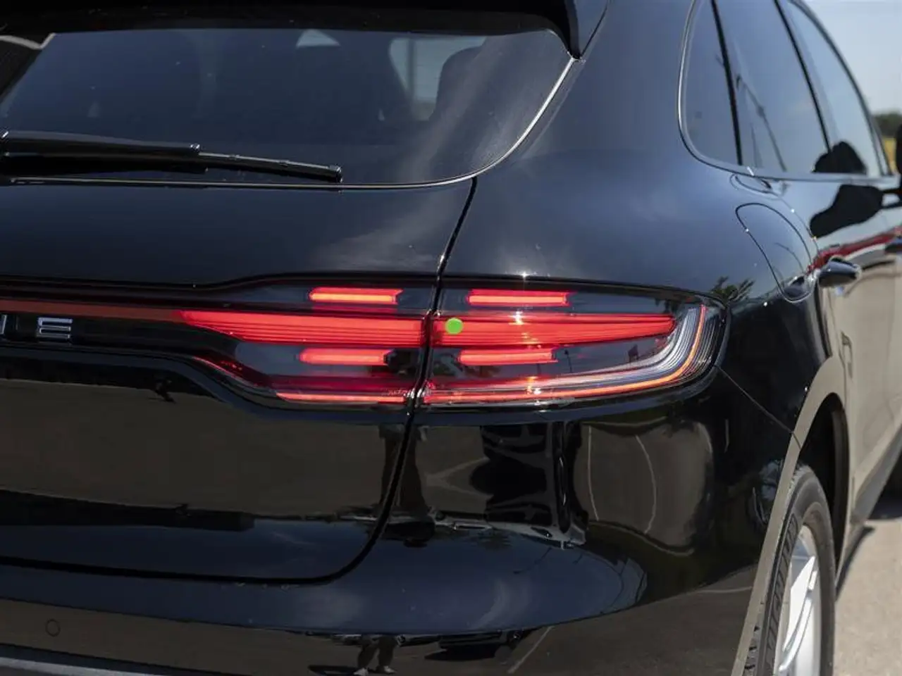 Porsche Macan снимка Porsche Macan