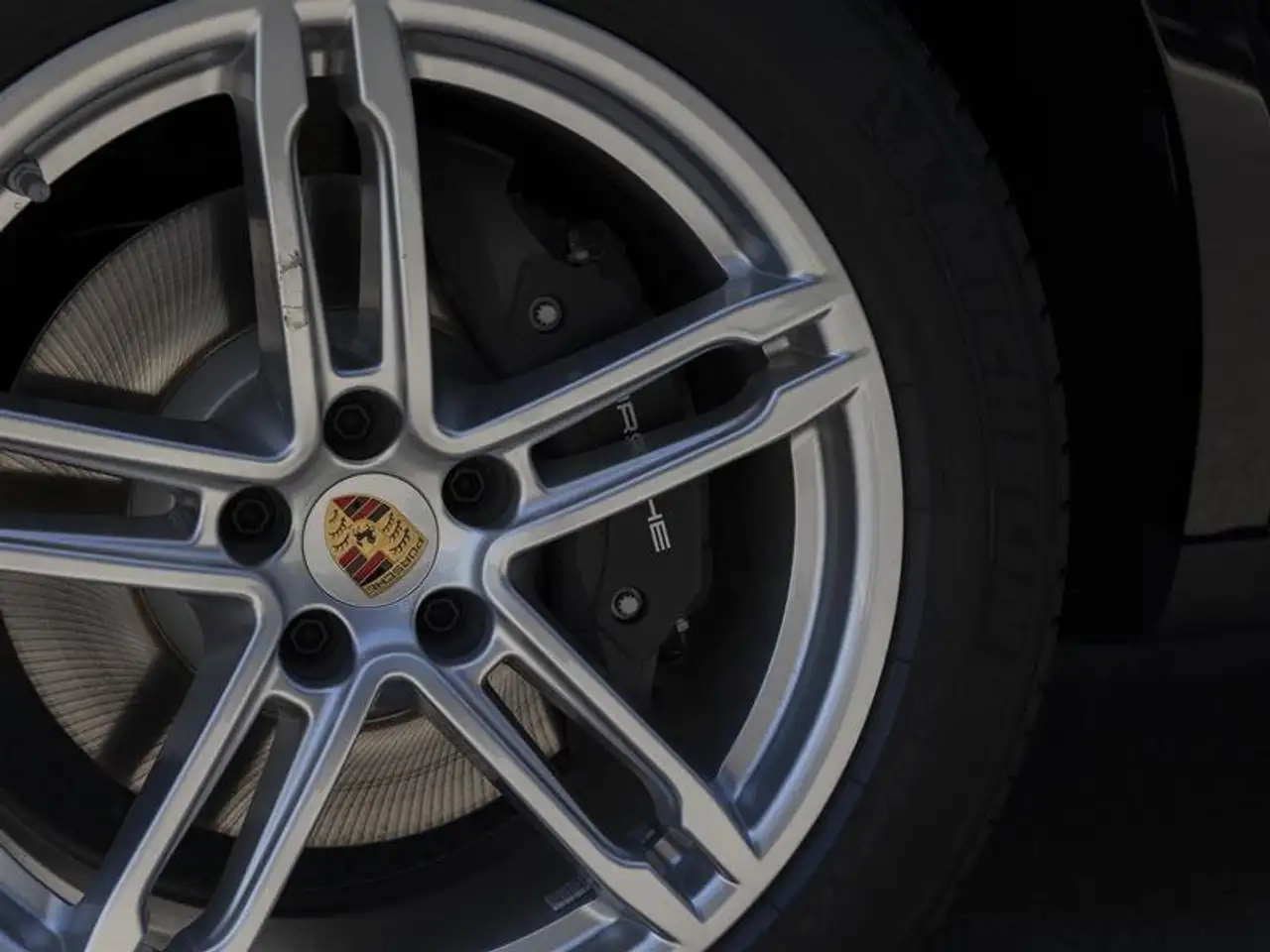 Porsche Macan снимка Porsche Macan