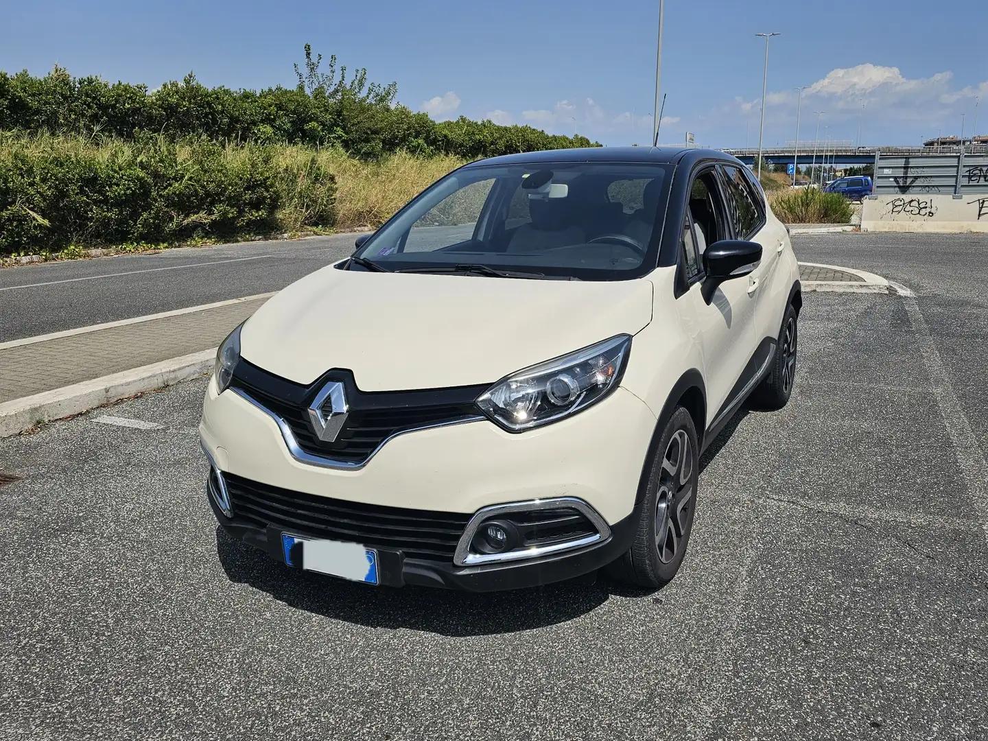 Renault Captur 1.5 dci Intens (energy r-link) 110cv Bianco - 1