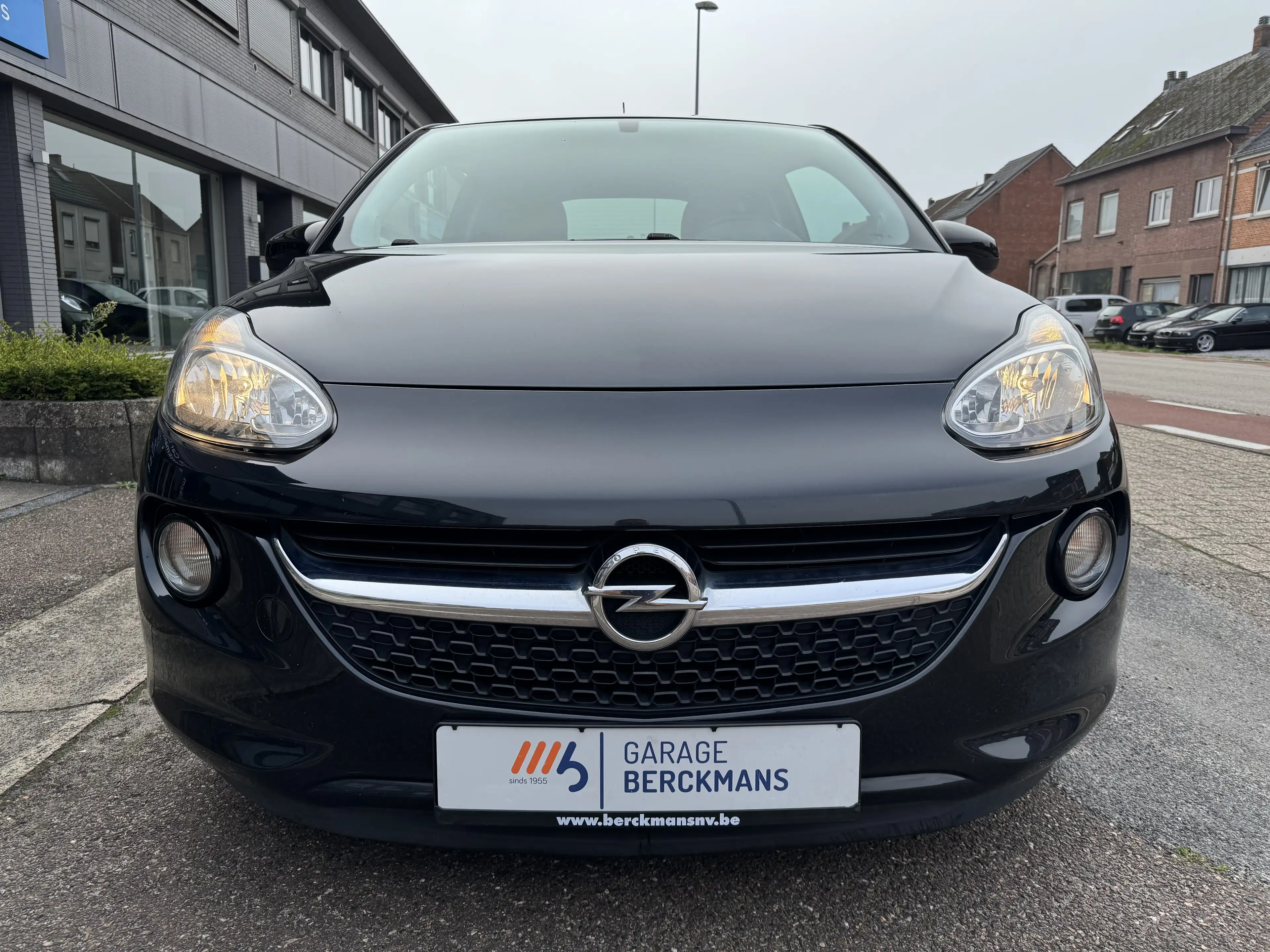 Opel Adam Unlimited 1.2 benzine + Leder + Vele opties — photo 2