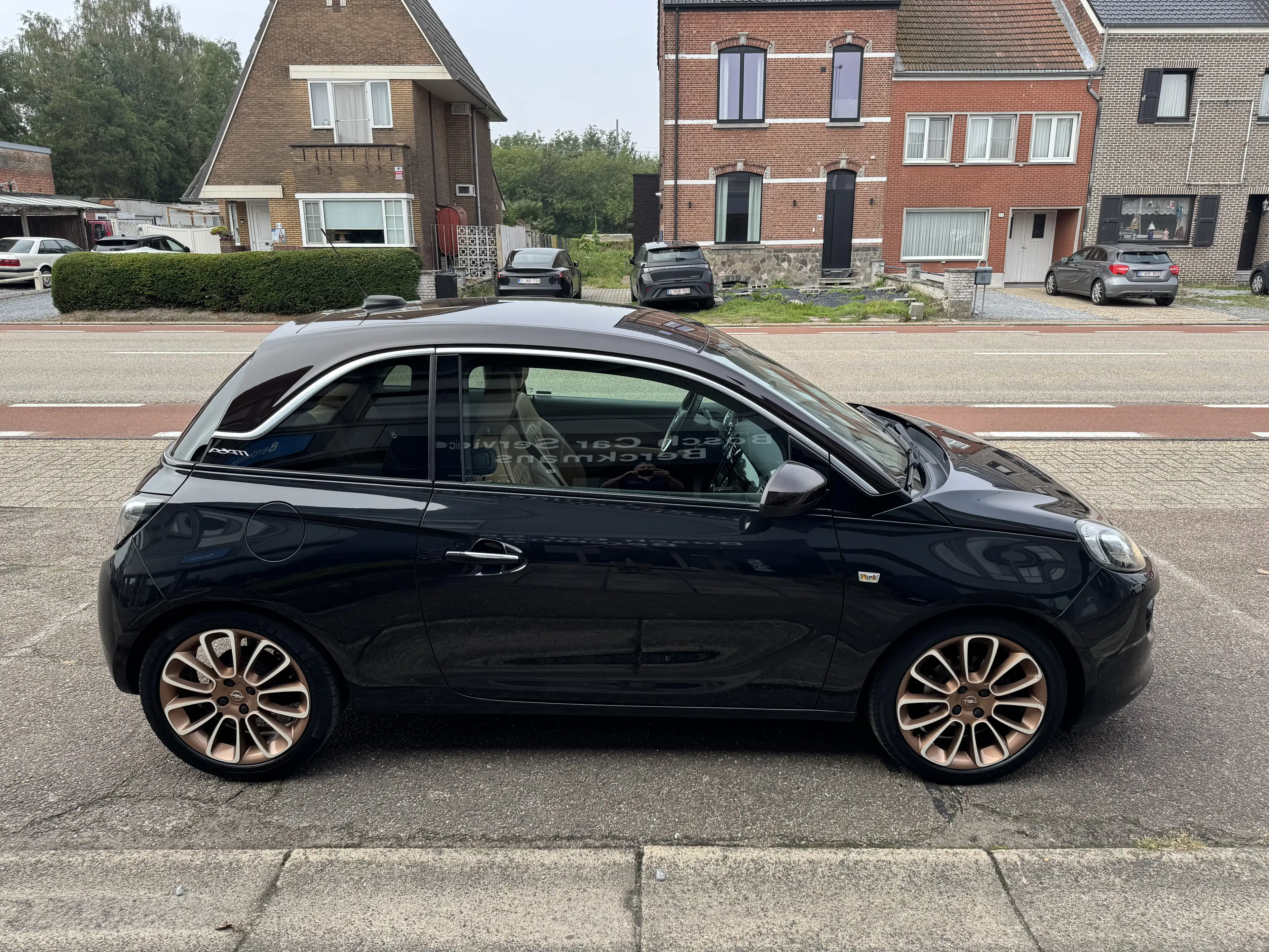 Opel Adam Unlimited 1.2 benzine + Leder + Vele opties — photo 3