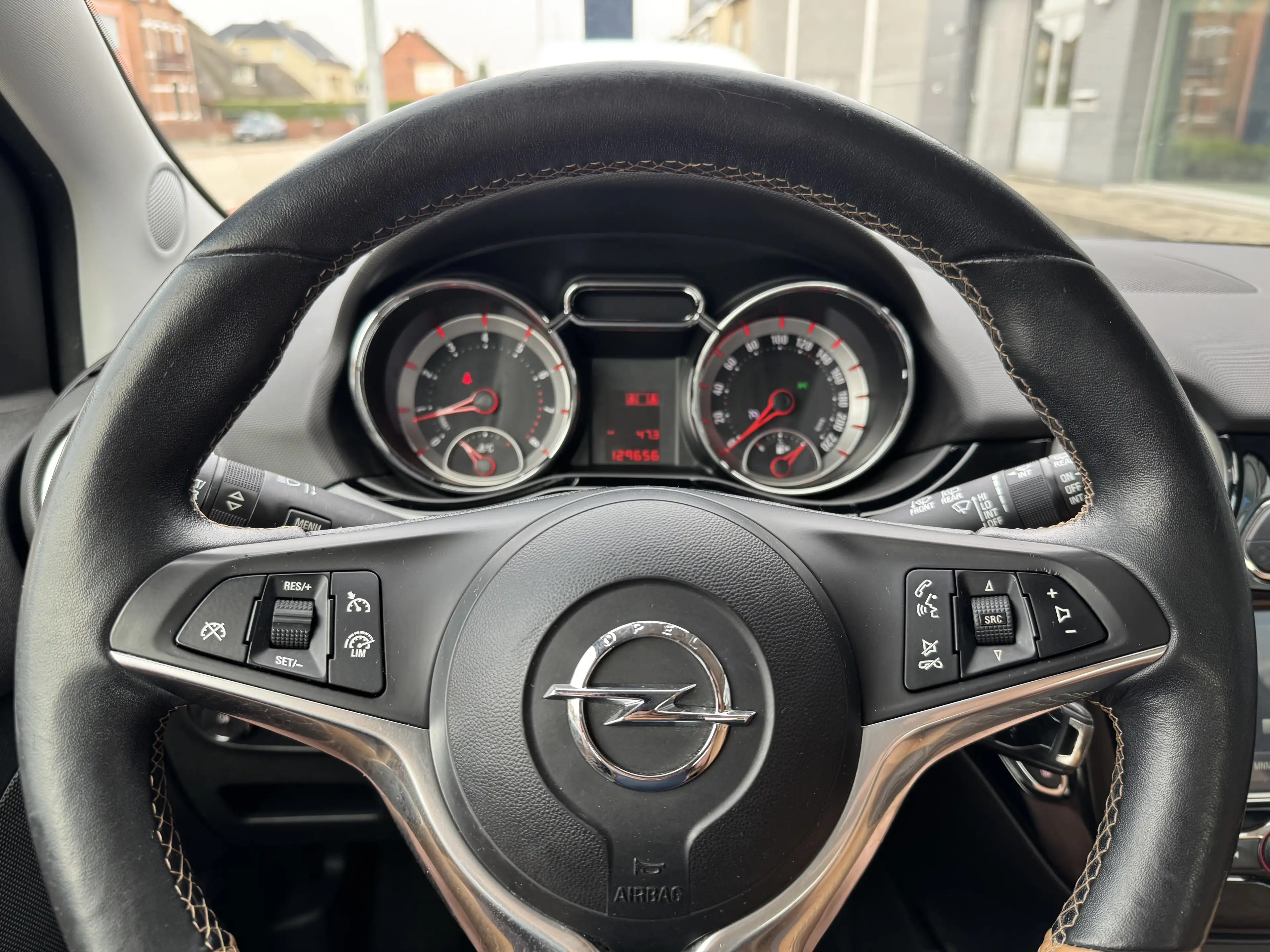 Opel Adam Unlimited 1.2 benzine + Leder + Vele opties — photo 7