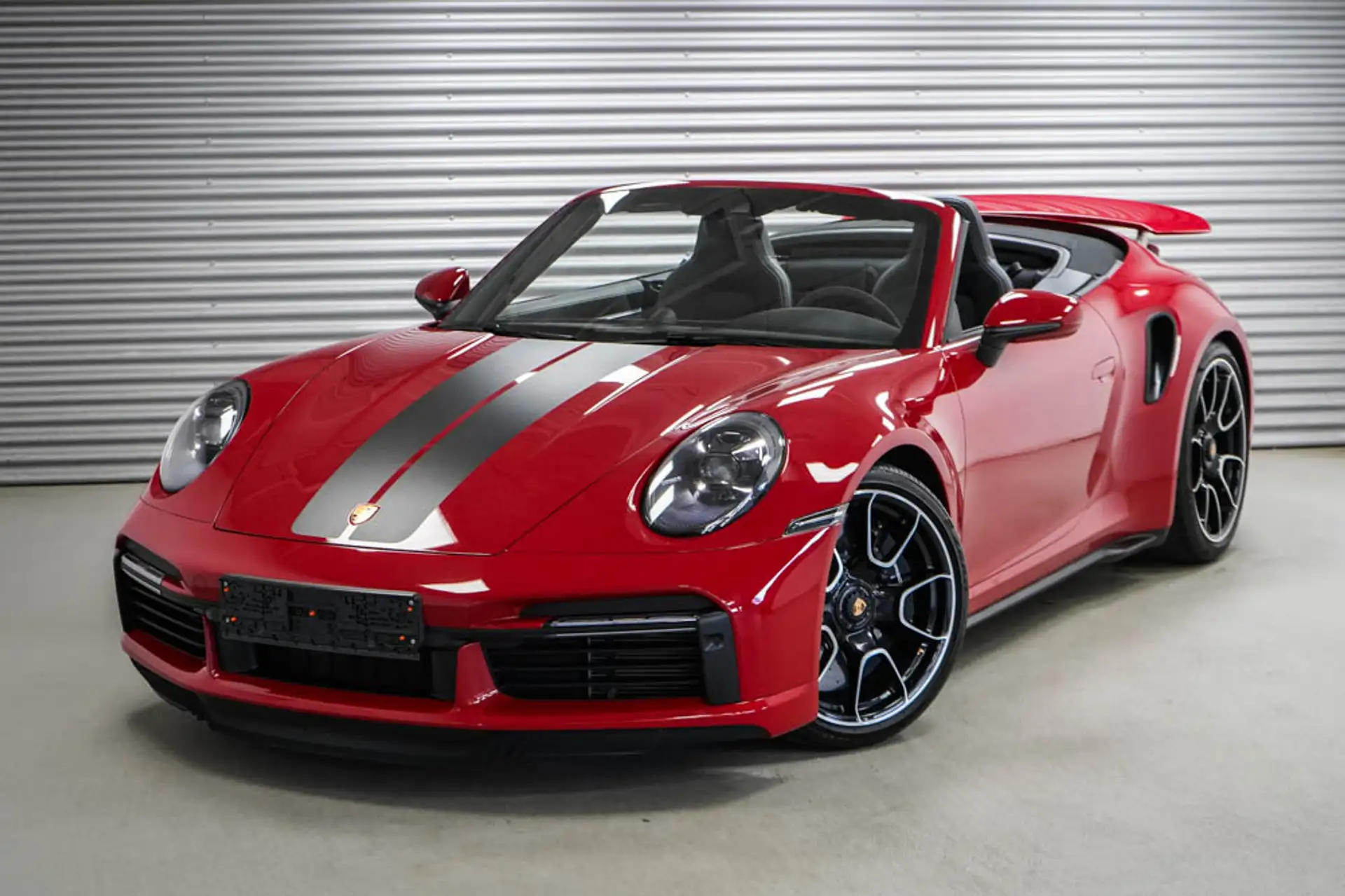 포르쉐 911 Turbo S Cabriolet 2024 빨강 사진 2