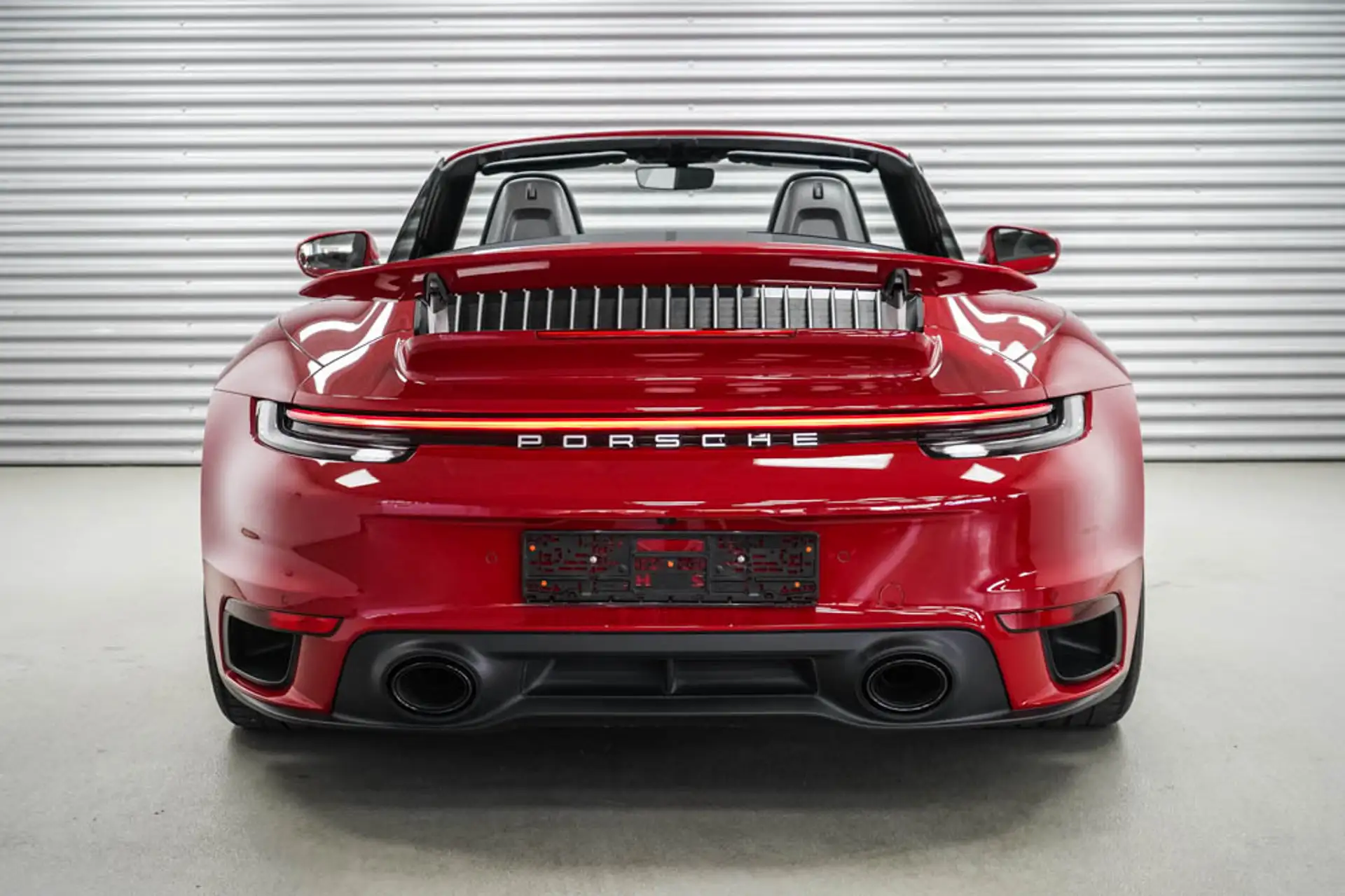 포르쉐 911 Turbo S Cabriolet 2024 빨강 사진 6