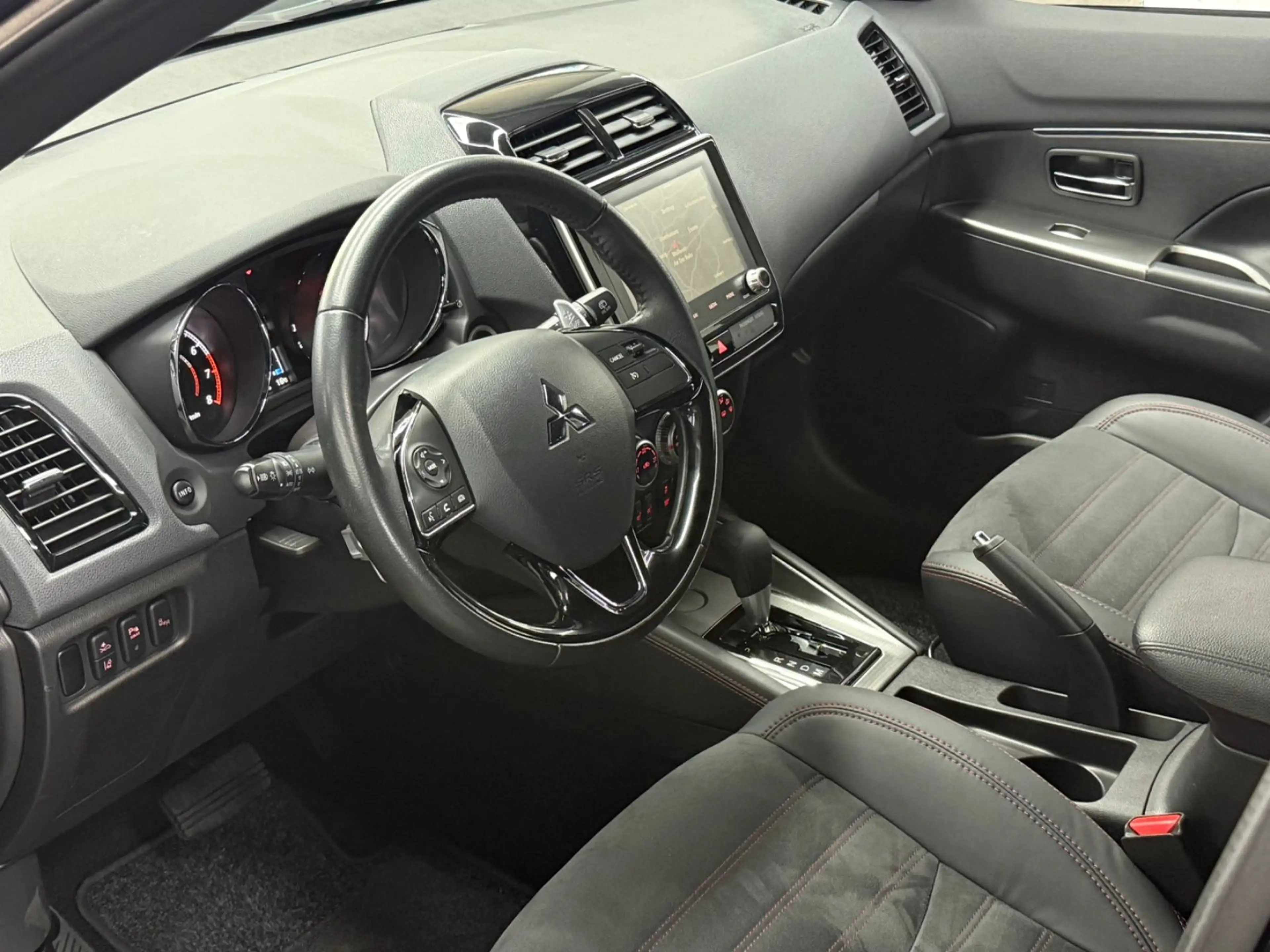 Mitsubishi ASX 2WD*SITZ.B*RFK*NAVI*8FACH.B*TOTWINKEL.AS*LED — photo 10