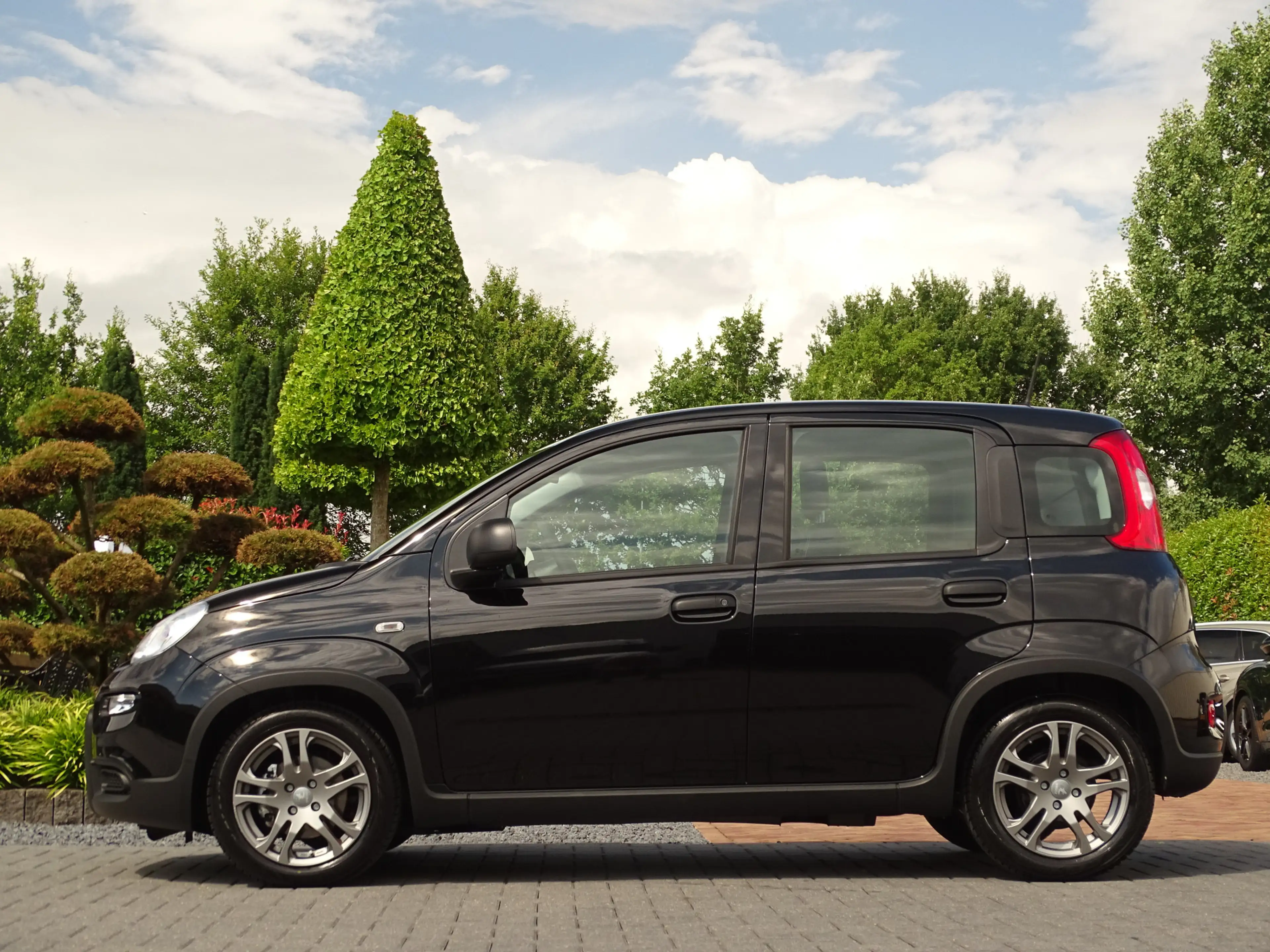 Fiat Panda 1.0 Hybrid City Sportvelg | 1e Eig | DAB | Airco | — photo 9