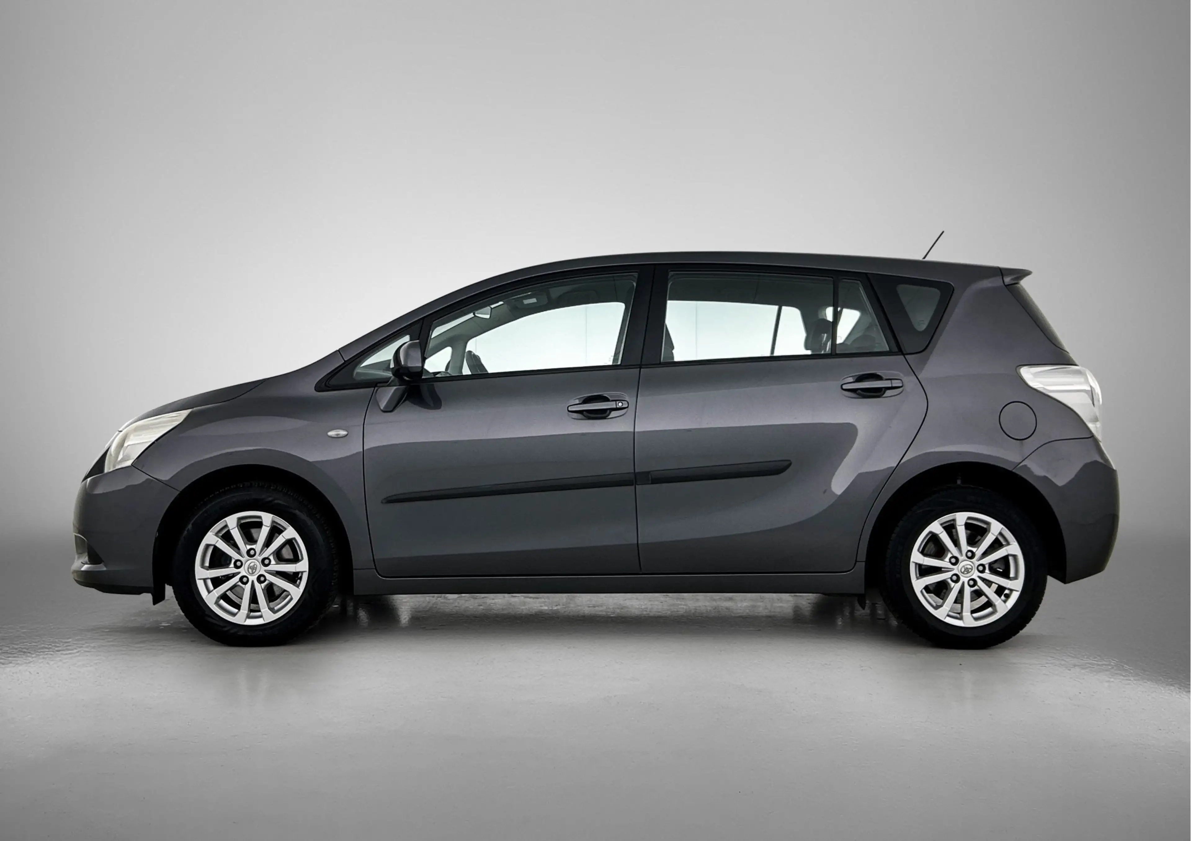 Toyota Verso 1.6 VVT-i Aspiration 7p. | Trekhaak | — photo 3