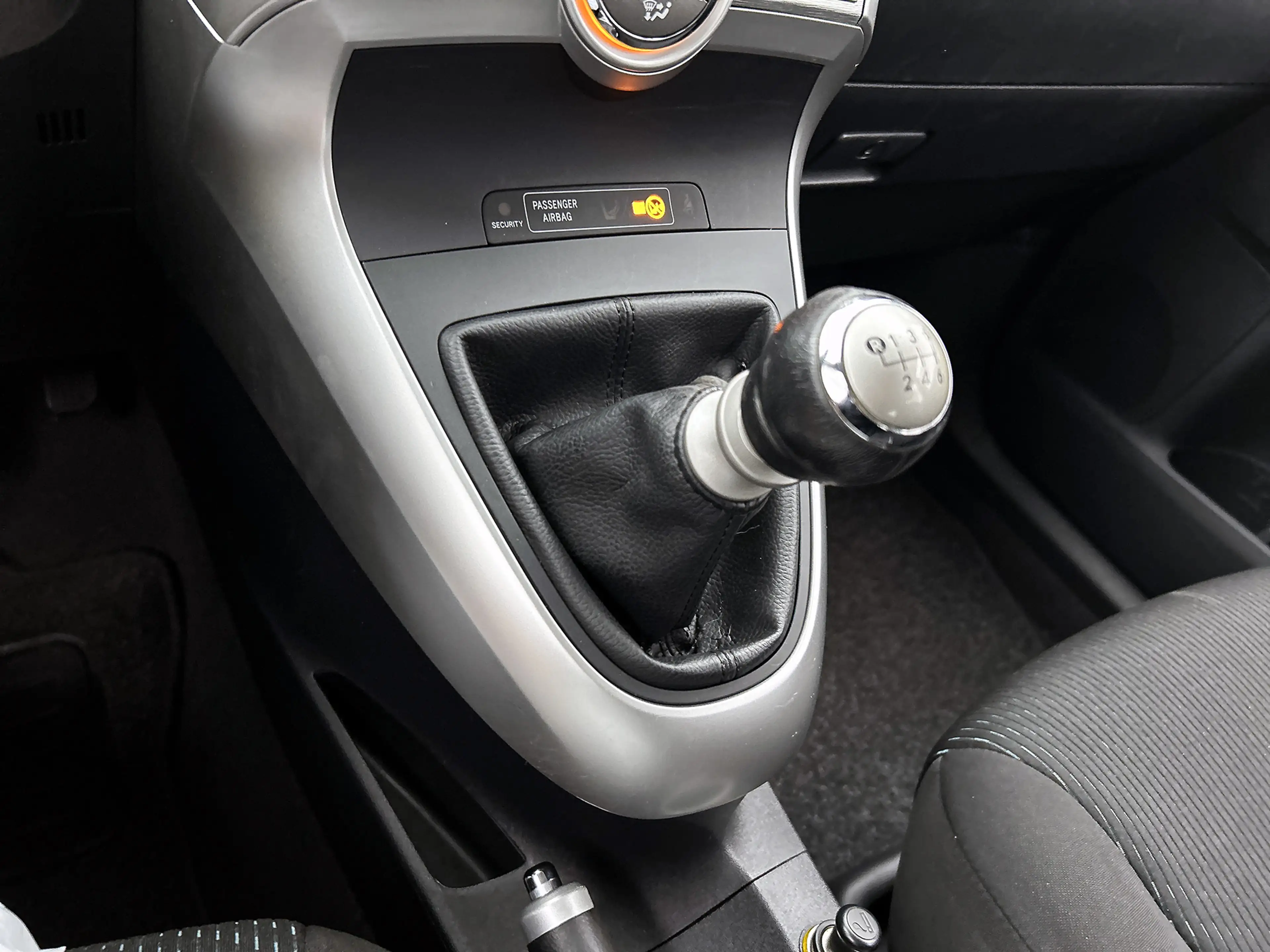 Toyota Verso 1.6 VVT-i Aspiration 7p. | Trekhaak | — photo 11