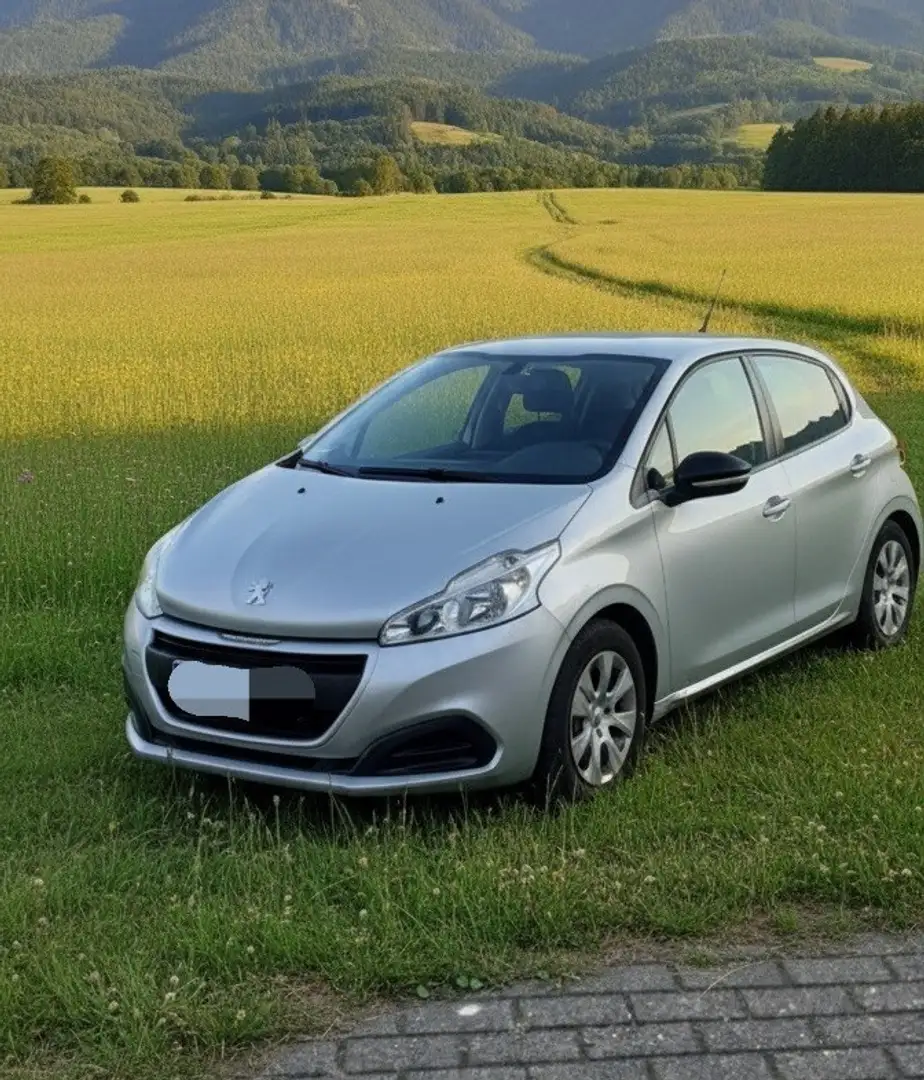 Peugeot 208 PureTech 68 Access Grau - 1