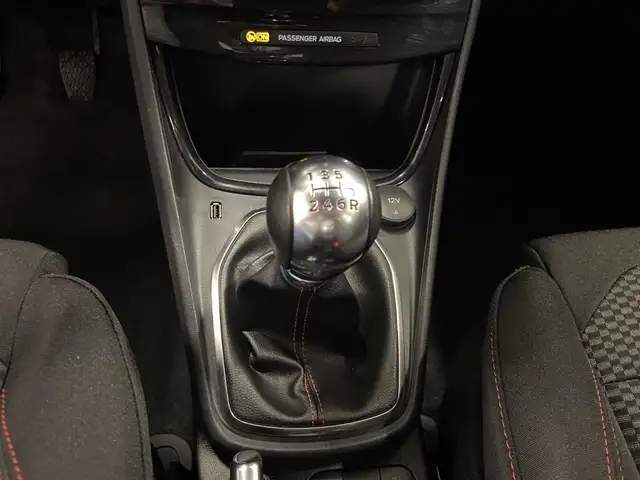 Ford Puma view 12