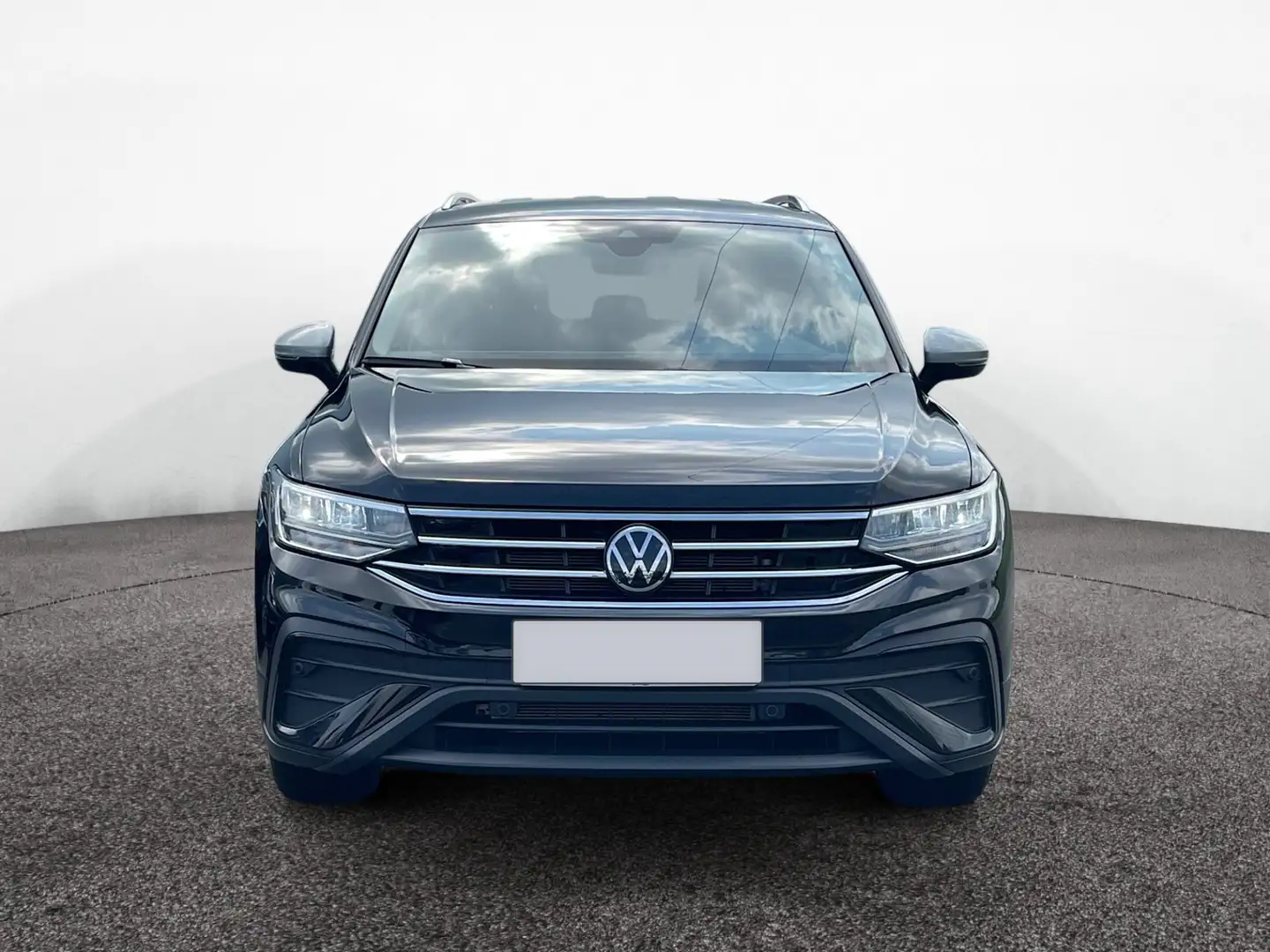 Volkswagen Tiguan Allspace Life 4Mo TSI DSG|7-S|AHK|eHECK Schwarz - 2