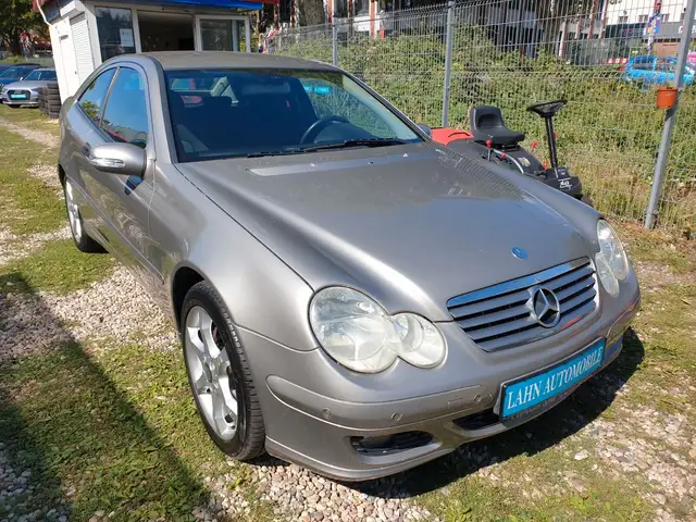Mercedes-Benz C 160 Sportcoupe Automatik TÜV-Neu