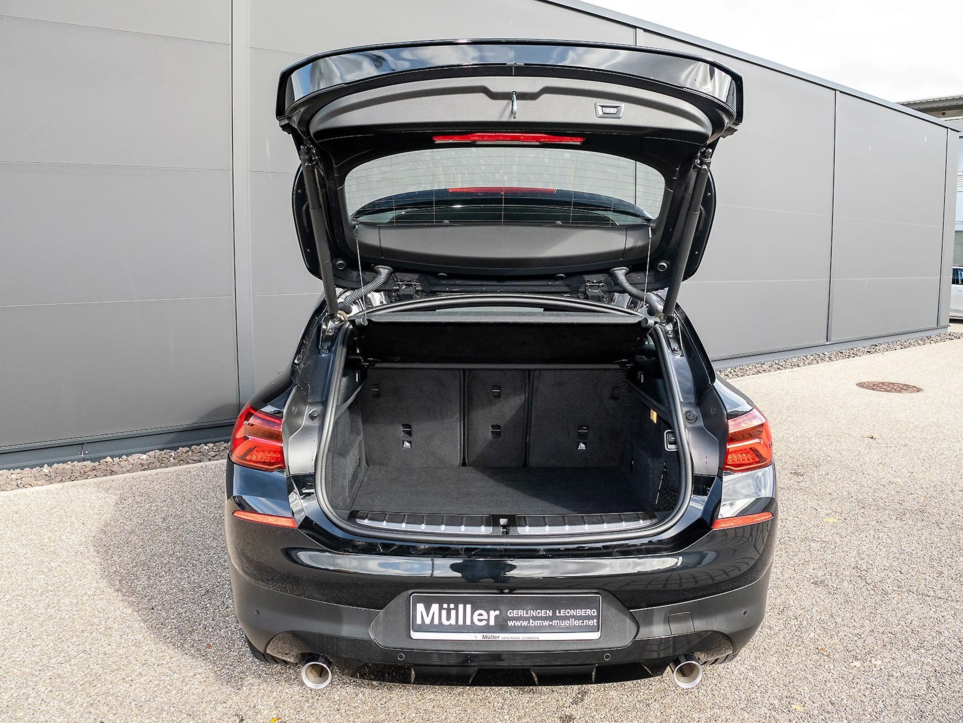 BMW X2 sDrive20d Advantage LED Cam Tempomat SH PDC — photo 15