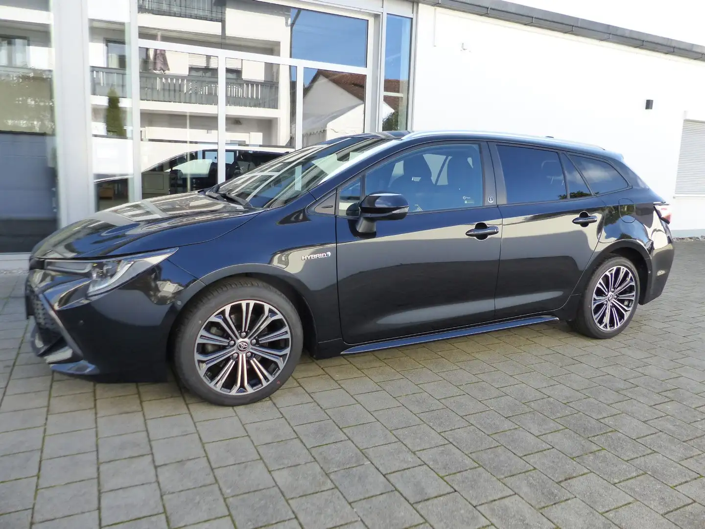 Toyota Corolla TS 2.0 Hybrid Einparkh. Selbstlenkend Noir - 2