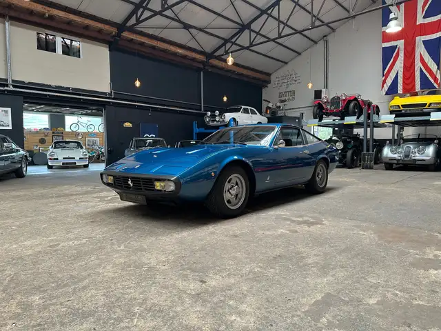 Ferrari 365 GTC/4